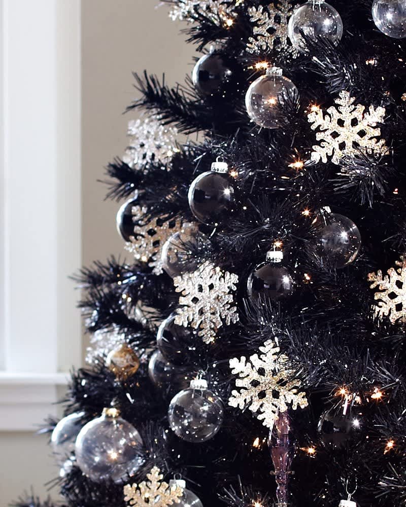 Treetopia Tuxedo Black Christmas Tree Review | Apartment Therapy