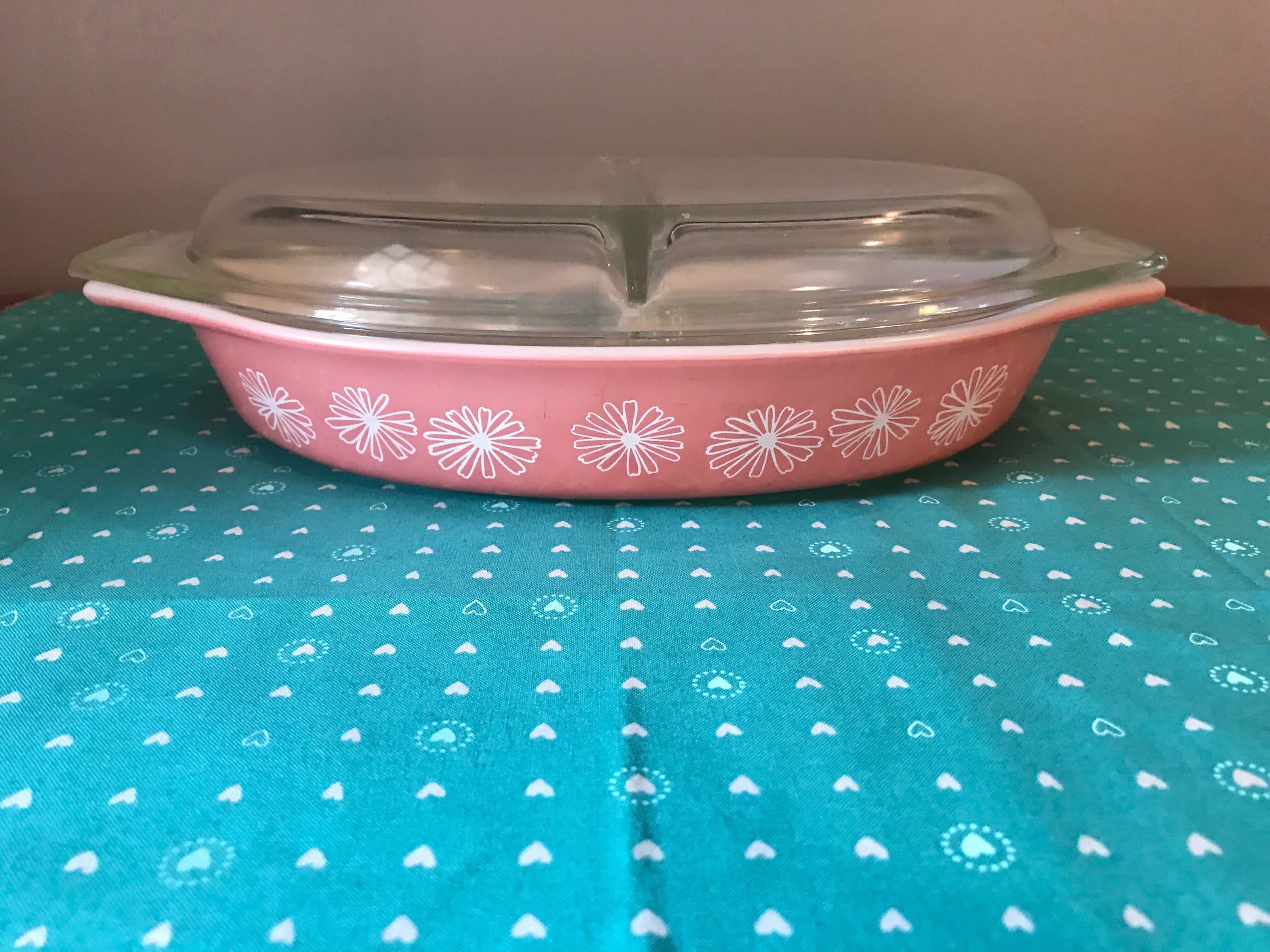 I couldn't walk away from this, $16 for this whole set of Club cookware in  perfectly 50s pink. I feel like Mrs Maisel before standup! :  r/ThriftStoreHauls