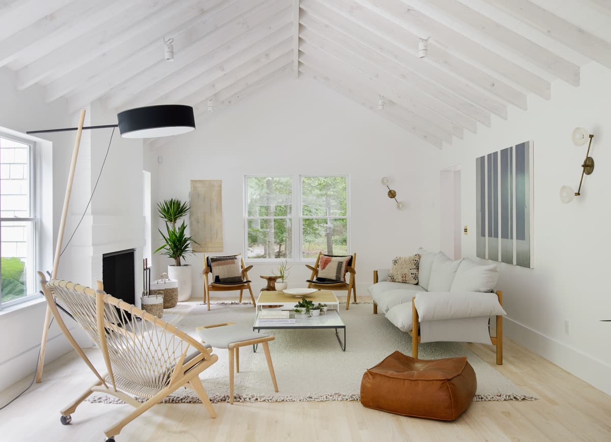 37 Minimalist Living Room Ideas to Simplify Your Life