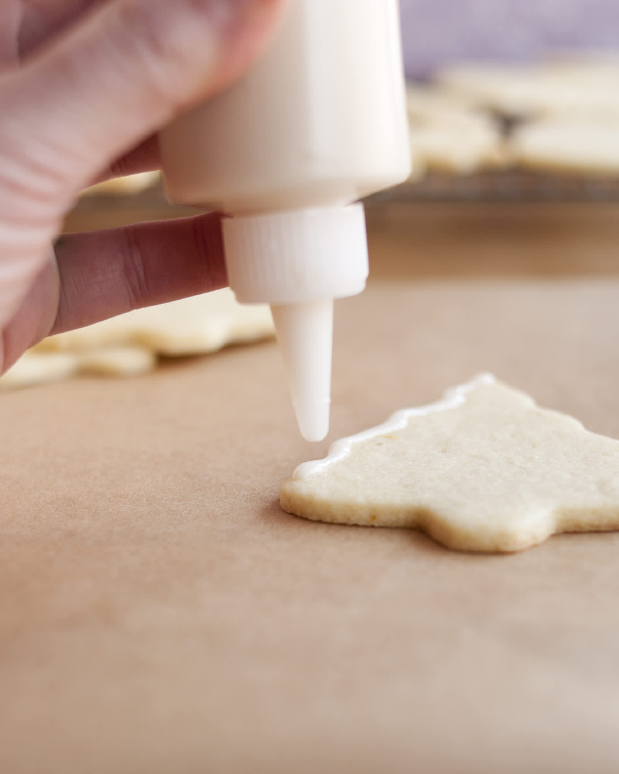 Easy Icing for Decorating Cookies - Sally's Baking Addiction