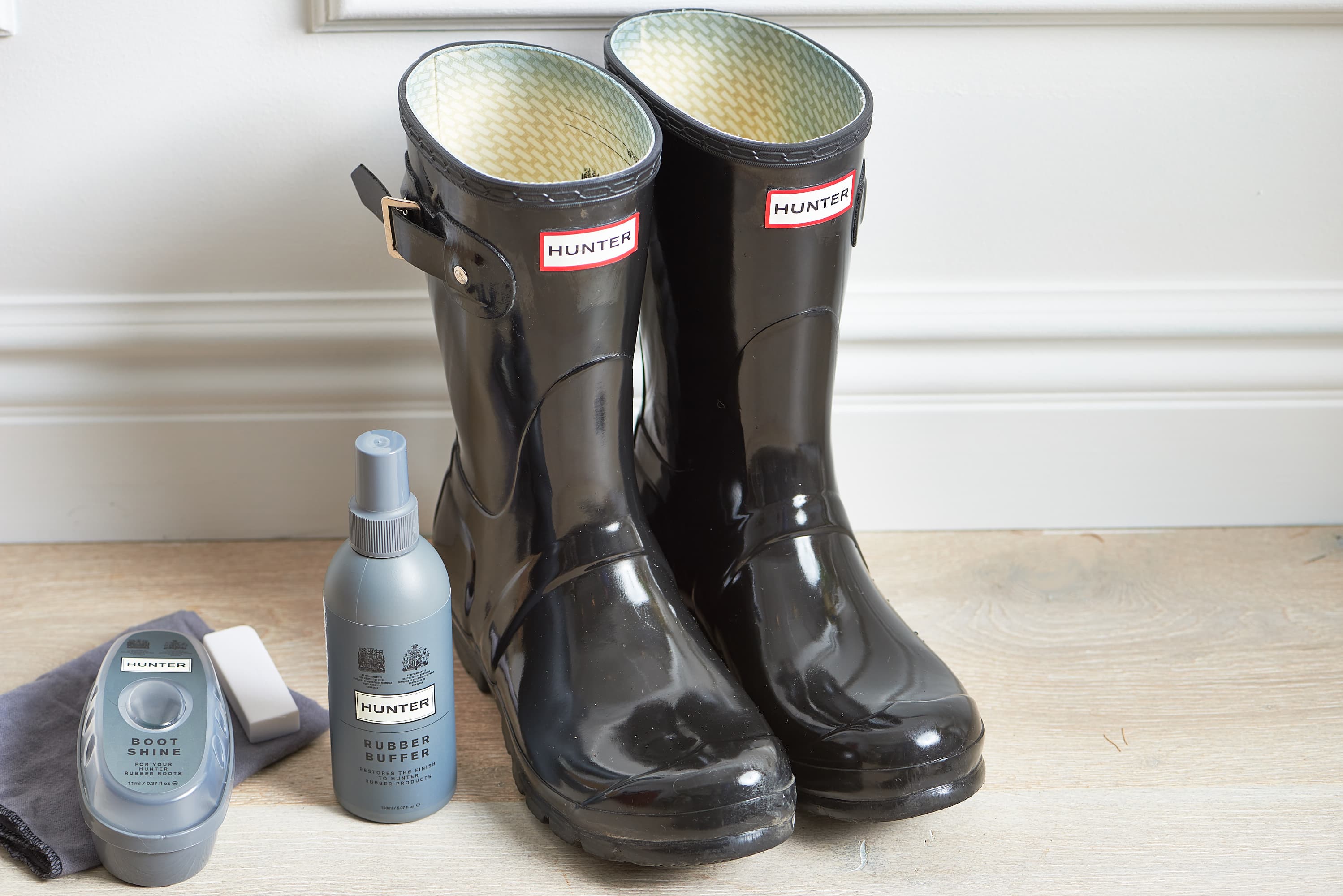 best way to clean hunter boots