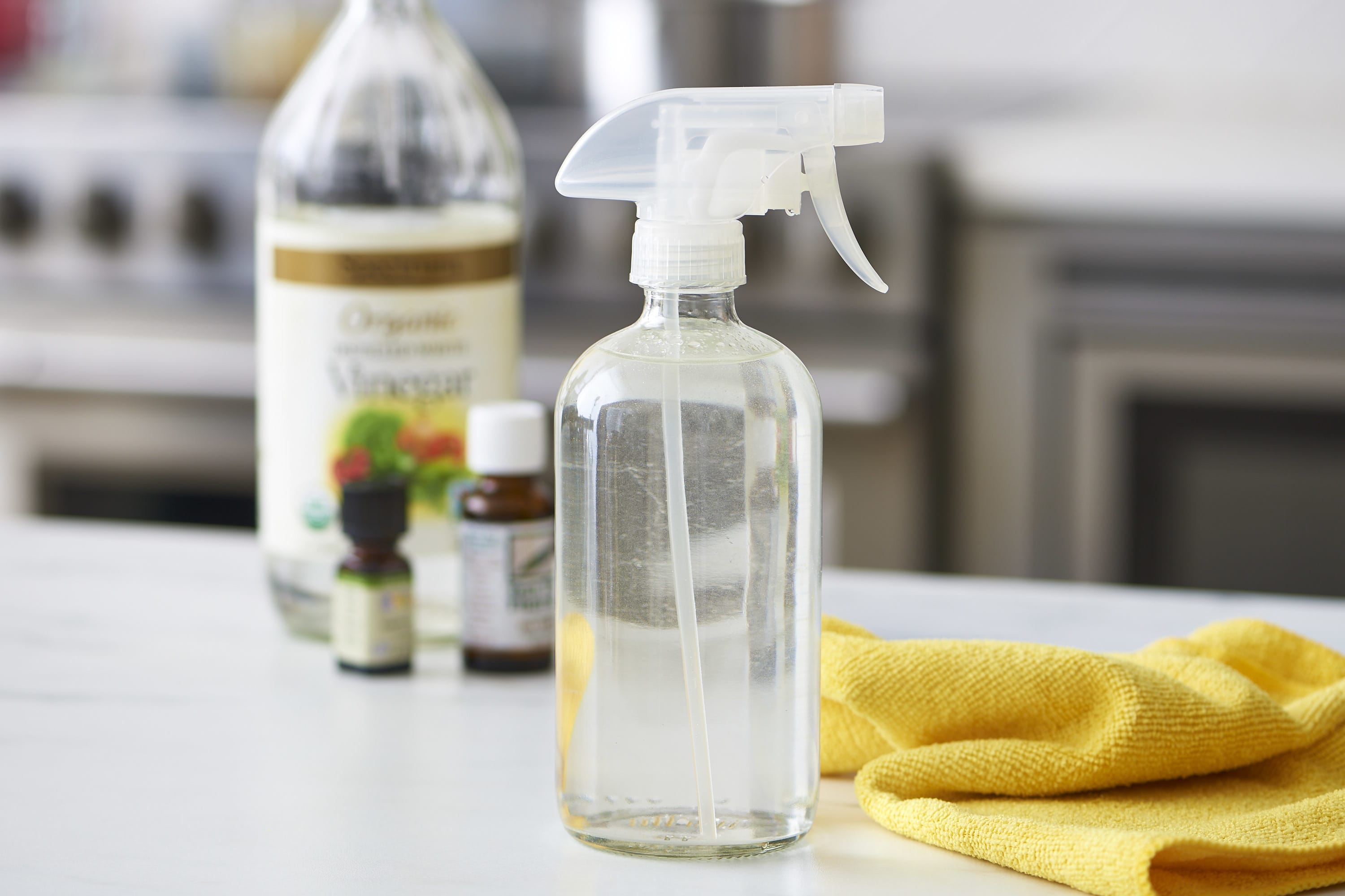 At Home Clean Glass Cleaner Spray - At Home Essentials