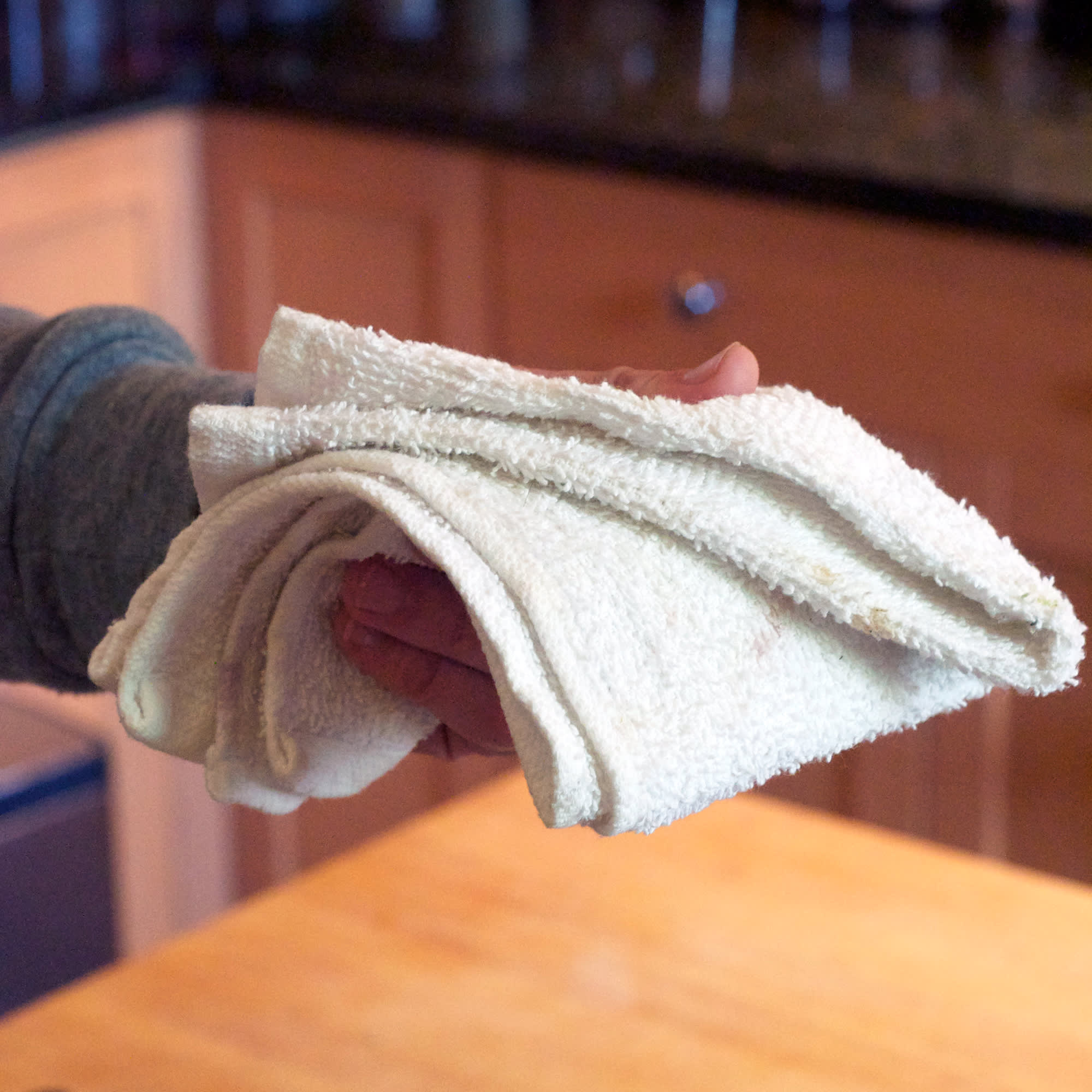 Bar Mop Towels vs. Kitchen Towels: There's a Spot for Both in