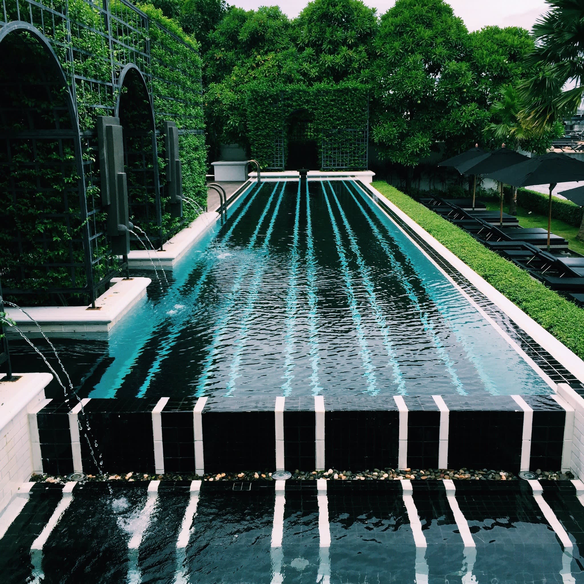 11 Best Hotel Pools in Florida With Vintage Diving Boards, Underwater  Windows, and Thrilling Waterslides, image size:2048x2048