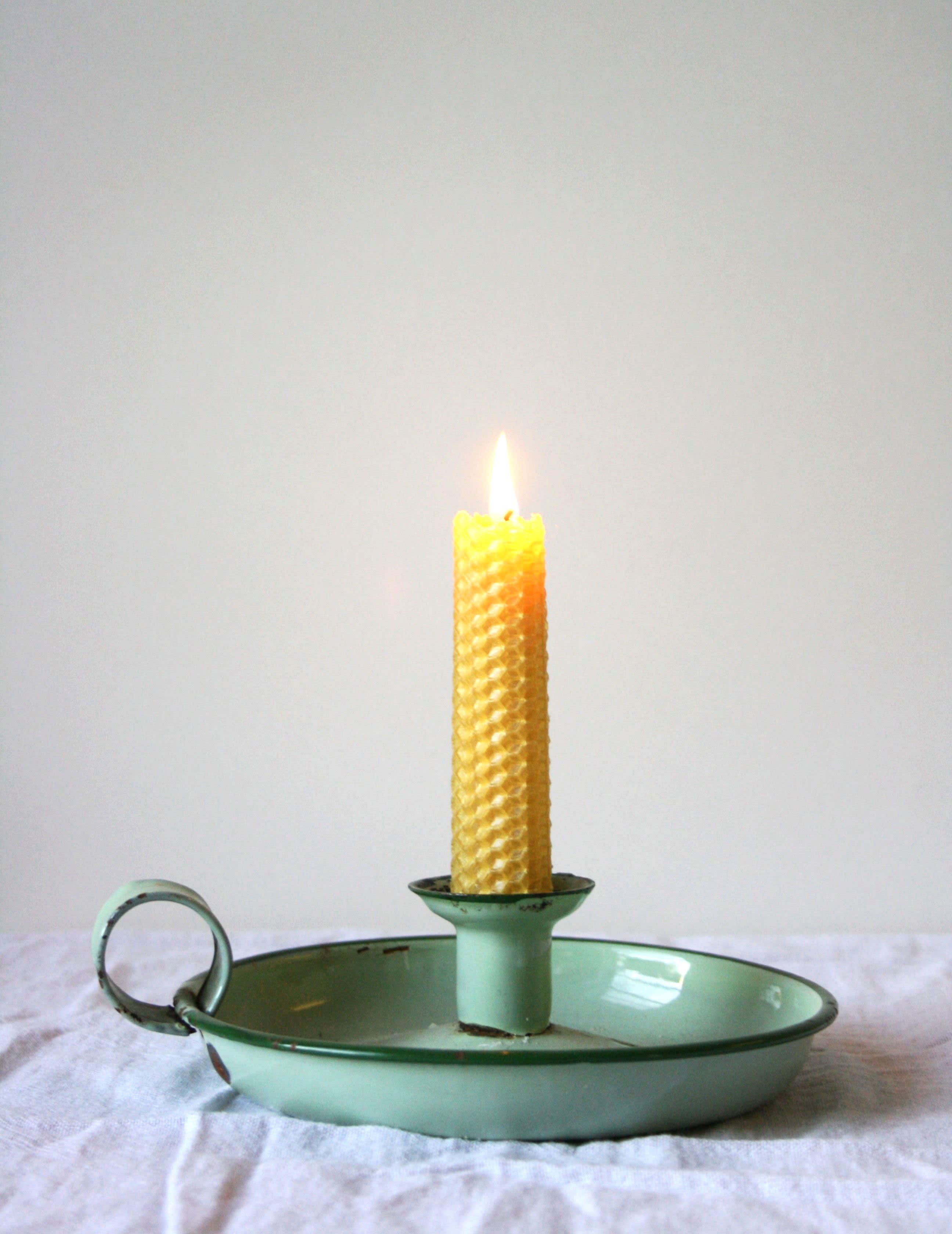 How To Make Rolled Beeswax Candles