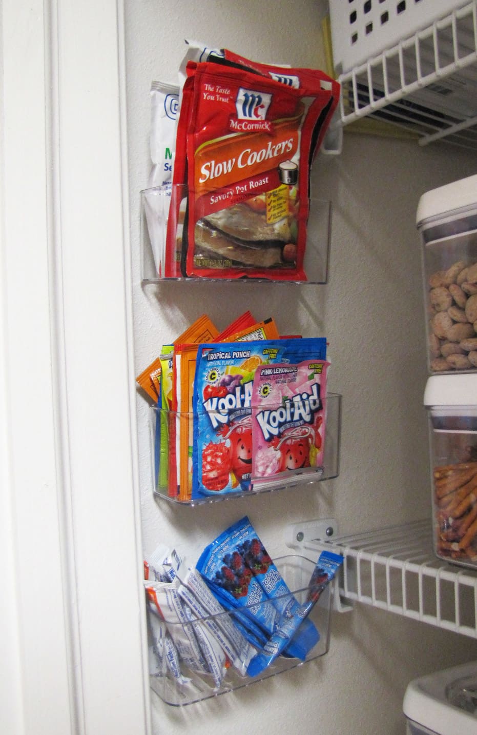 Soup Packets Pinboard ~ a clever and easy way to organize and store dry  goods! #storage #organ…