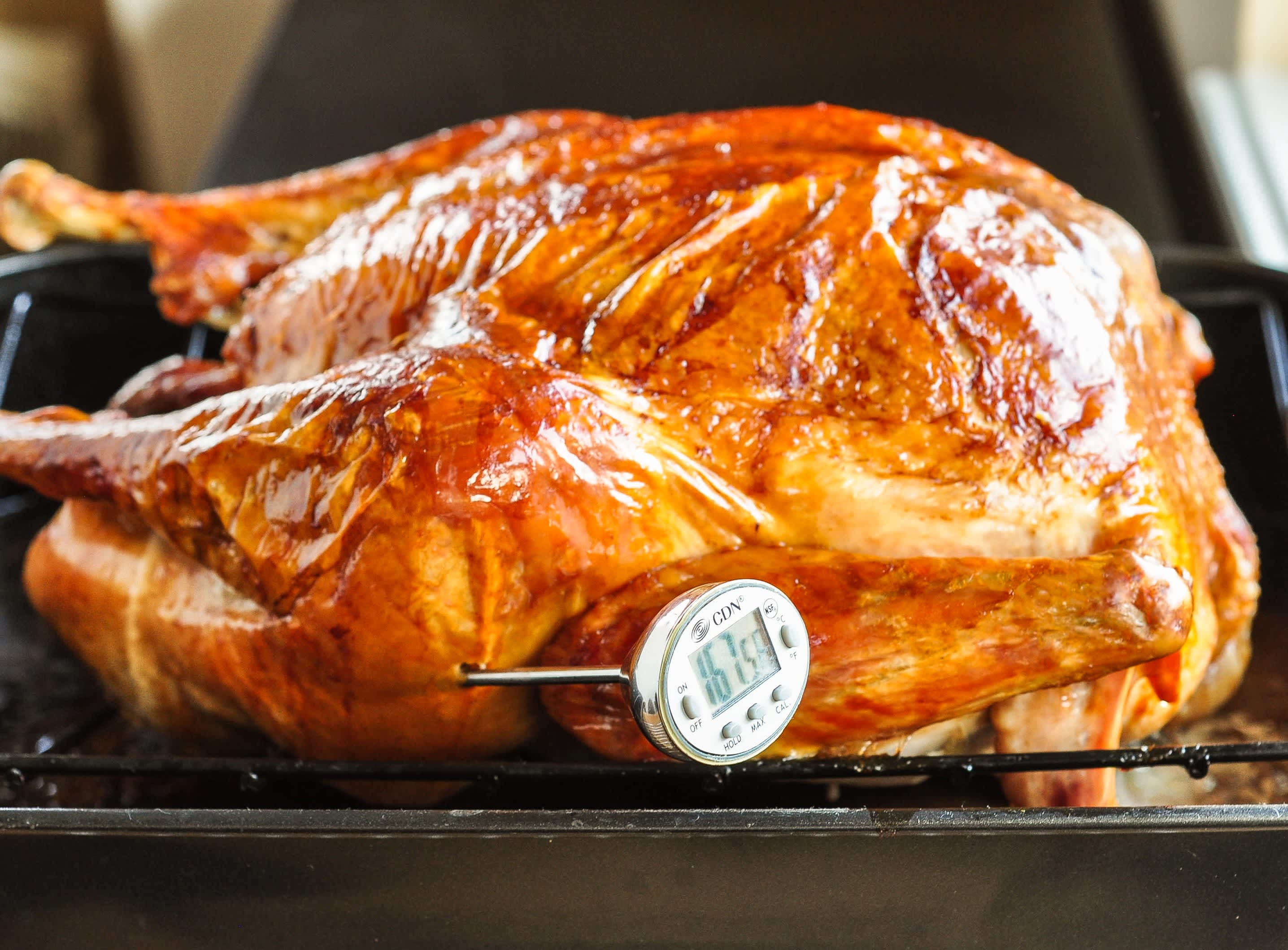 The Right Way to Take the Temperature of Your Turkey 