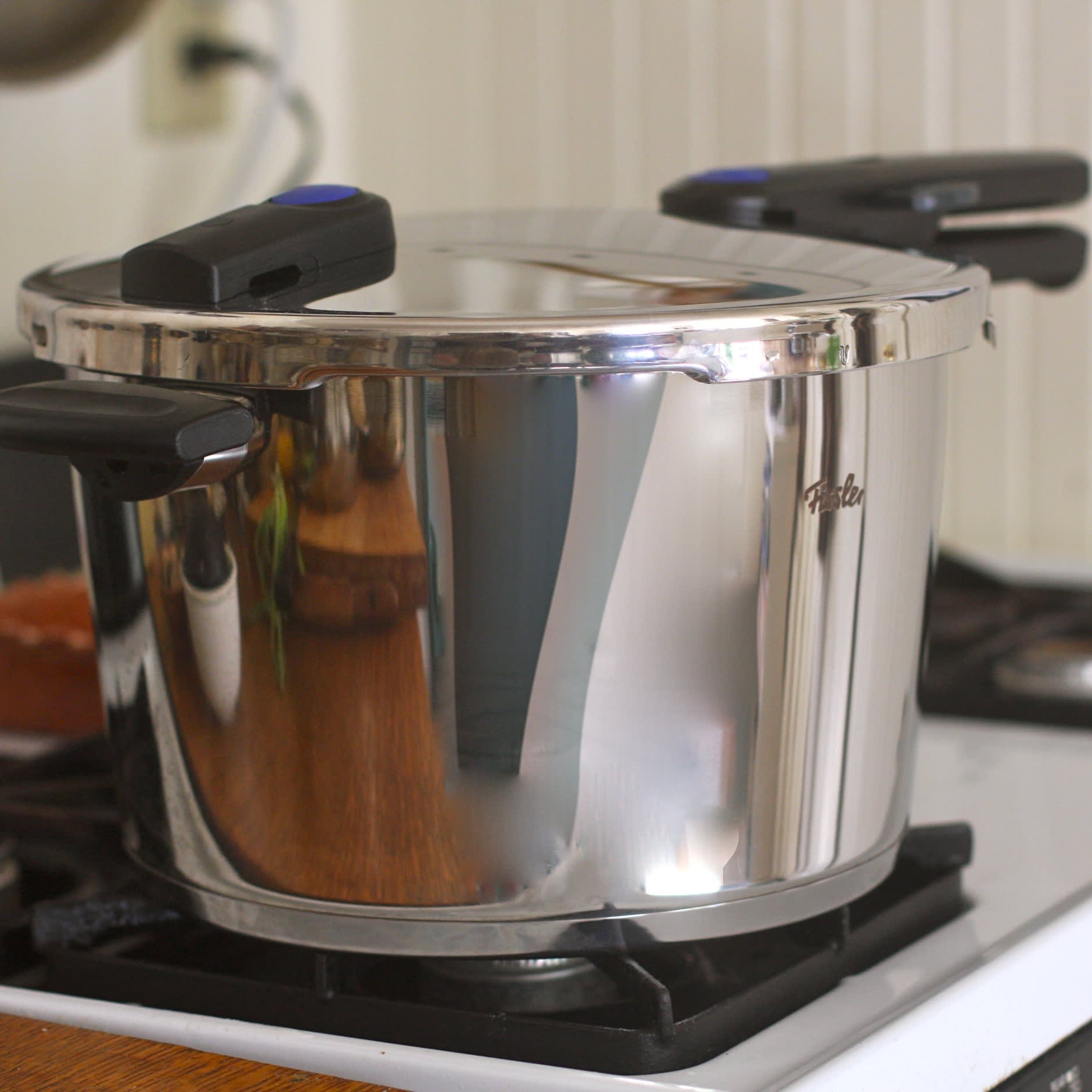 Crockpot vs Pressure Cooker – Cooking Clarified