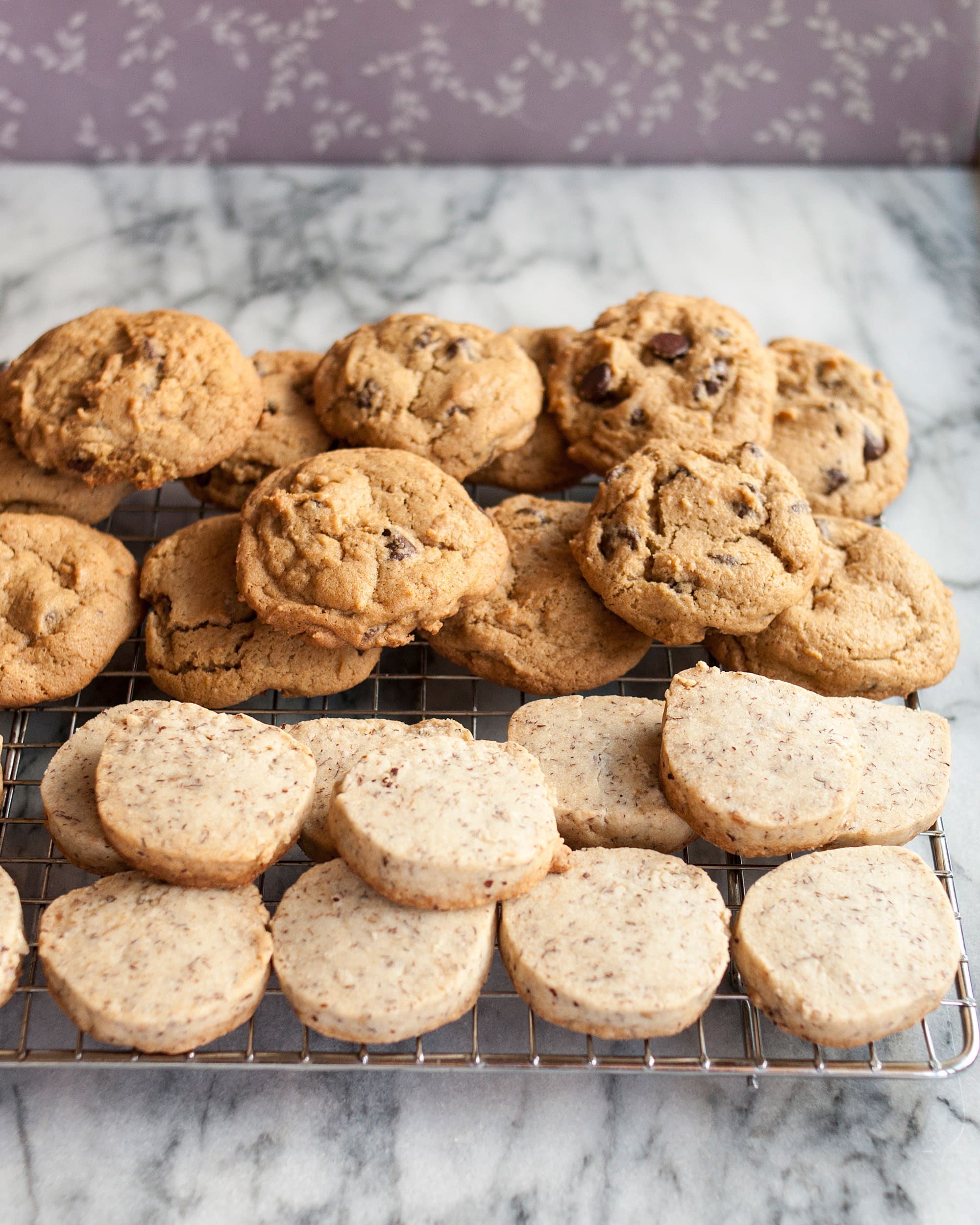 Why You Should Use 2 Baking Sheets At Once For Some Cookie Types