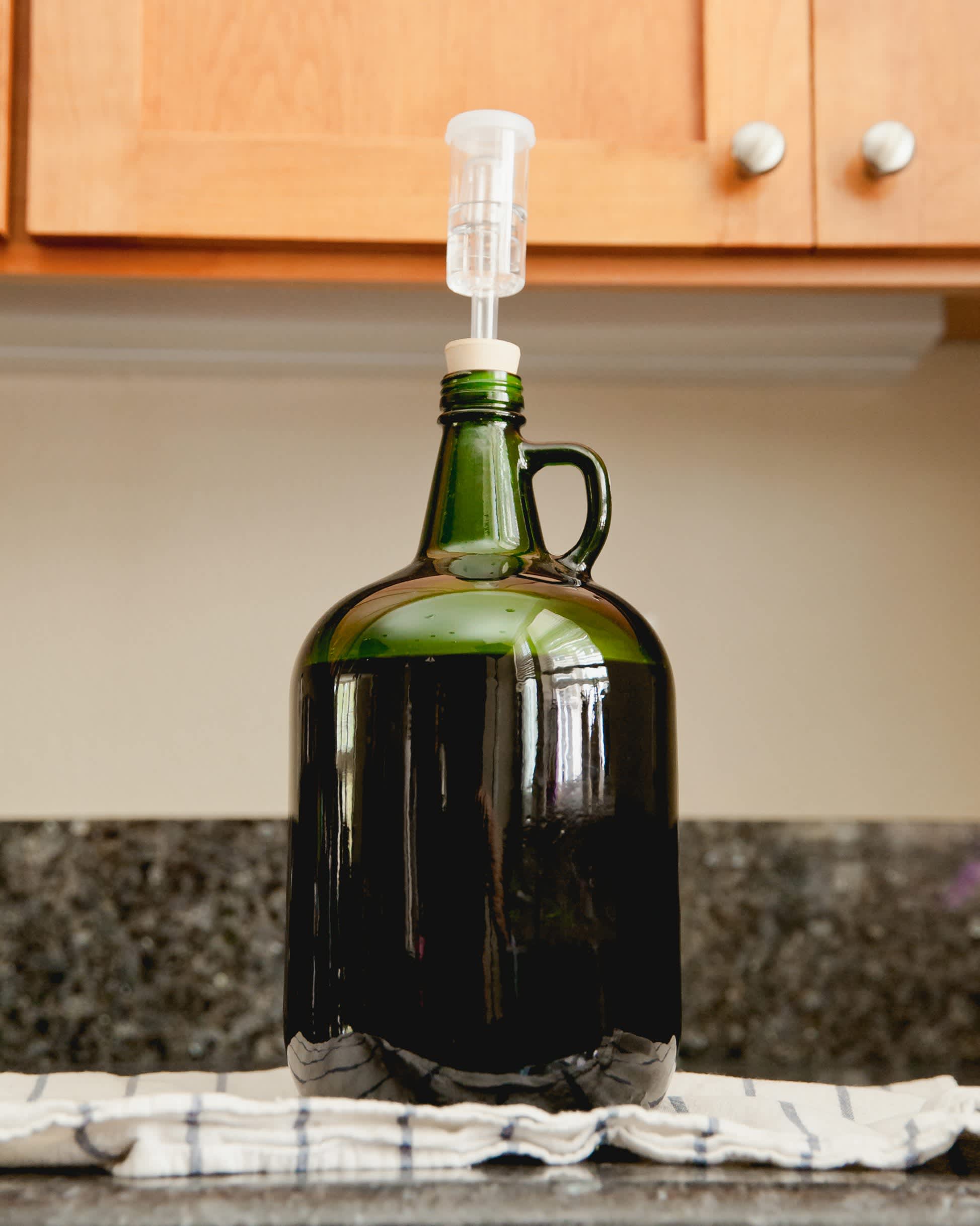 How to Transfer and Siphon Beer