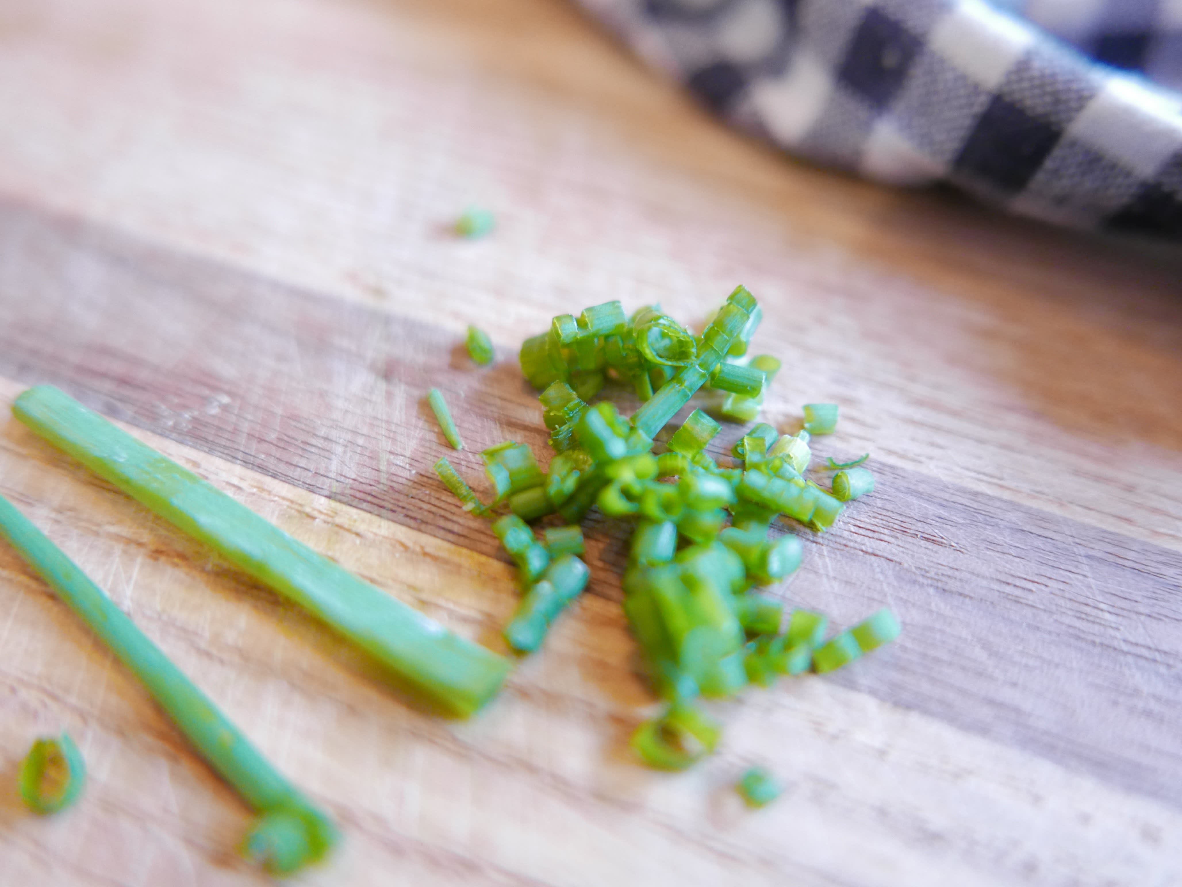 4 No Fail Indoor Herbs And How To Grow Them Kitchn