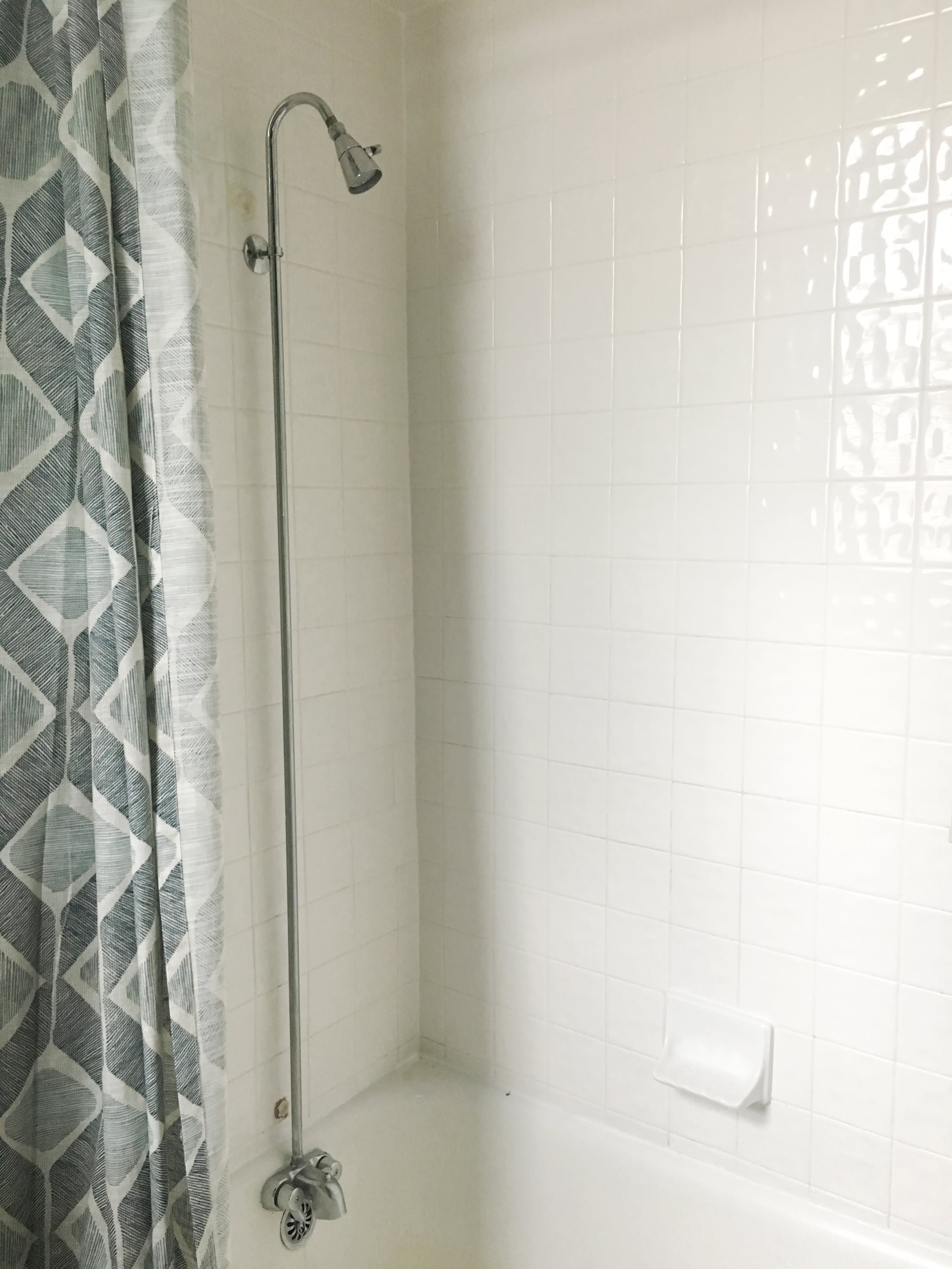 Our Tile and Grout Cleaners Give This Shower in Keller the Best Makeover
