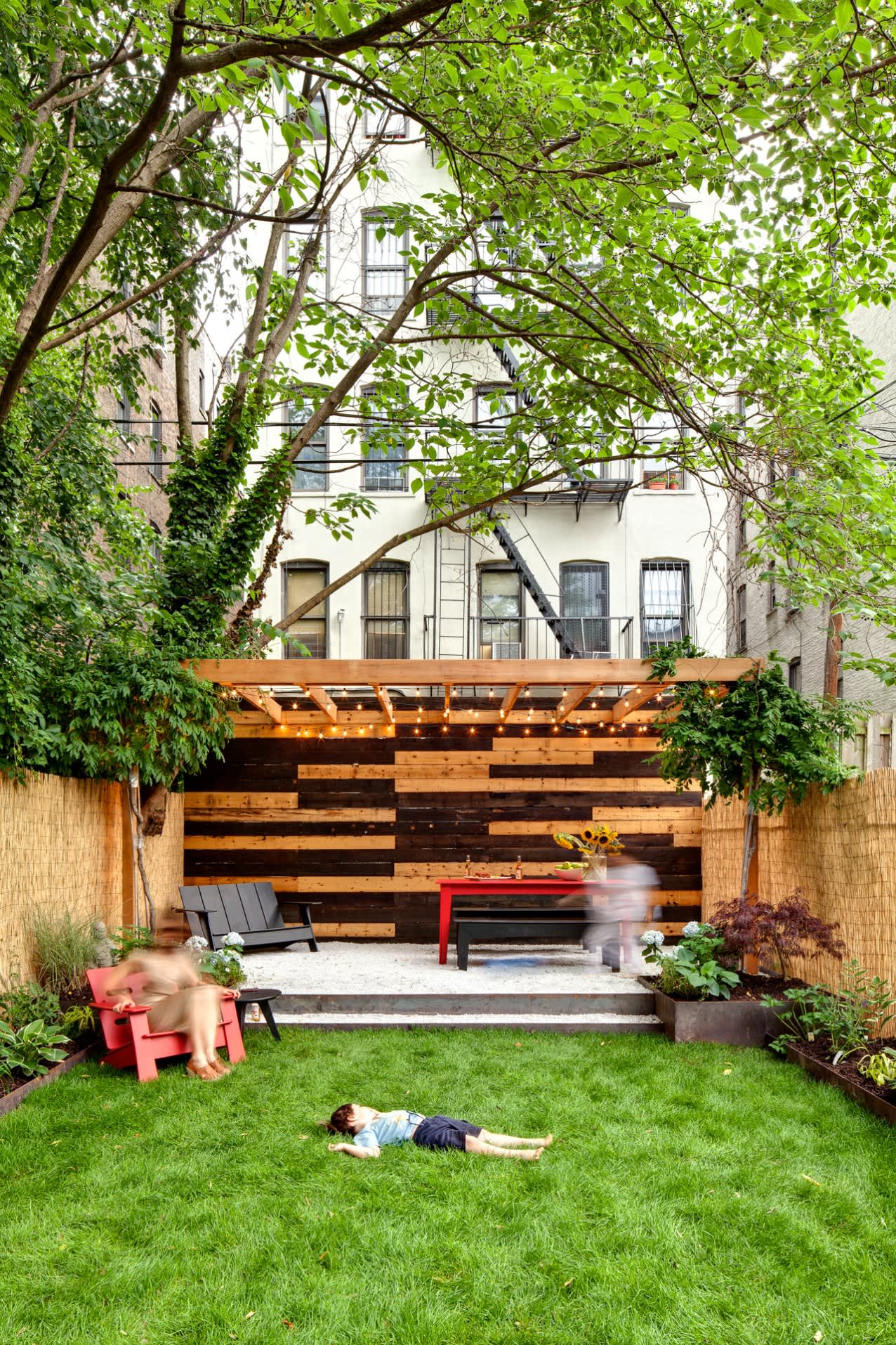 12 Dreamy Backyards In The City Apartment Therapy