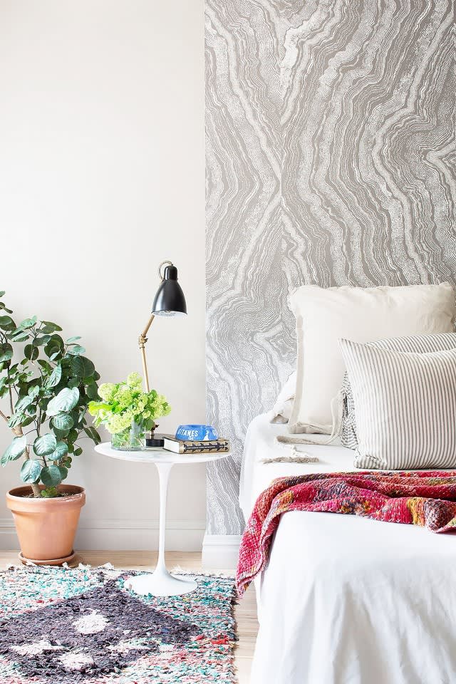 Decorating Ideas: Modern Wallpaper Accent Walls | Apartment Therapy
