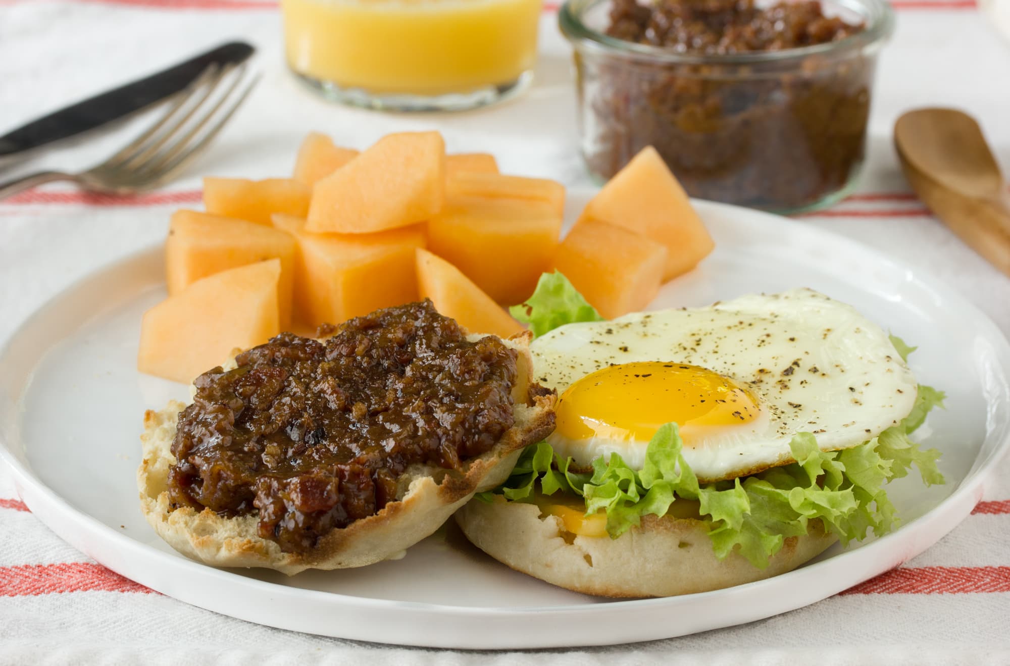 Healthy Bacon and Jam Egg Sandwiches - Sweet Savory and Steph