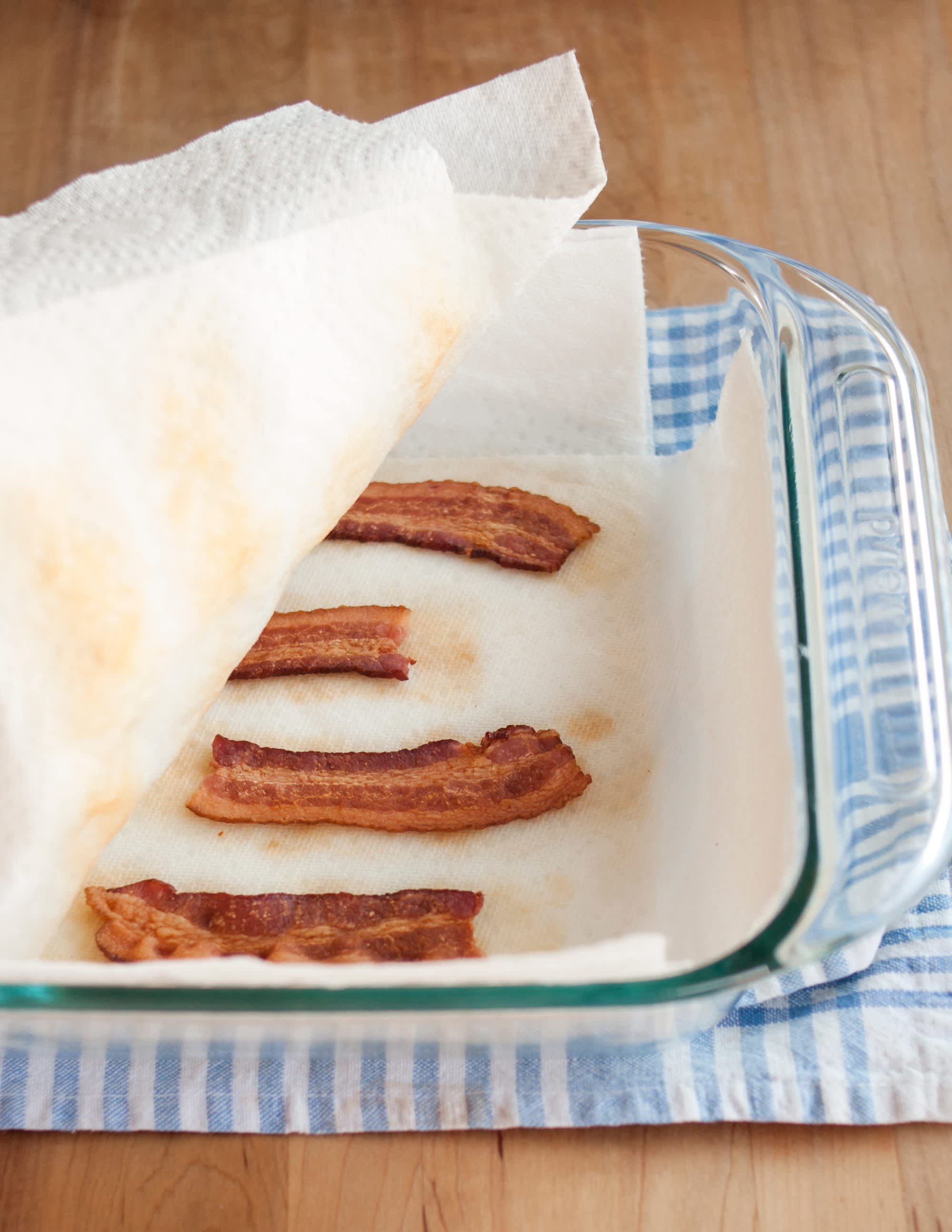 The Bowl Trick For Shatteringly Crisp Bacon In The Microwave