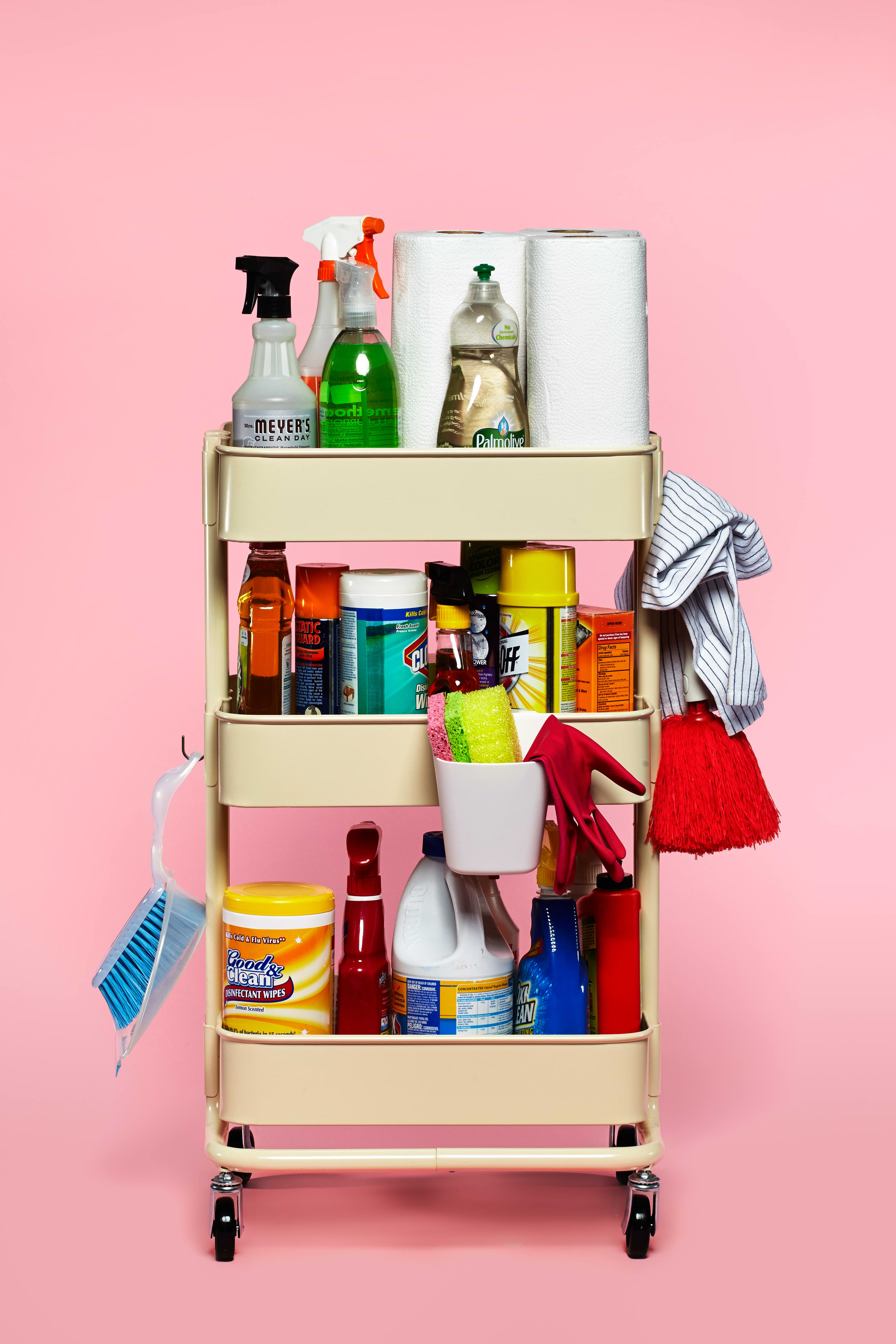 The Best Ways to Store Cleaning Supplies - The Organized Mama