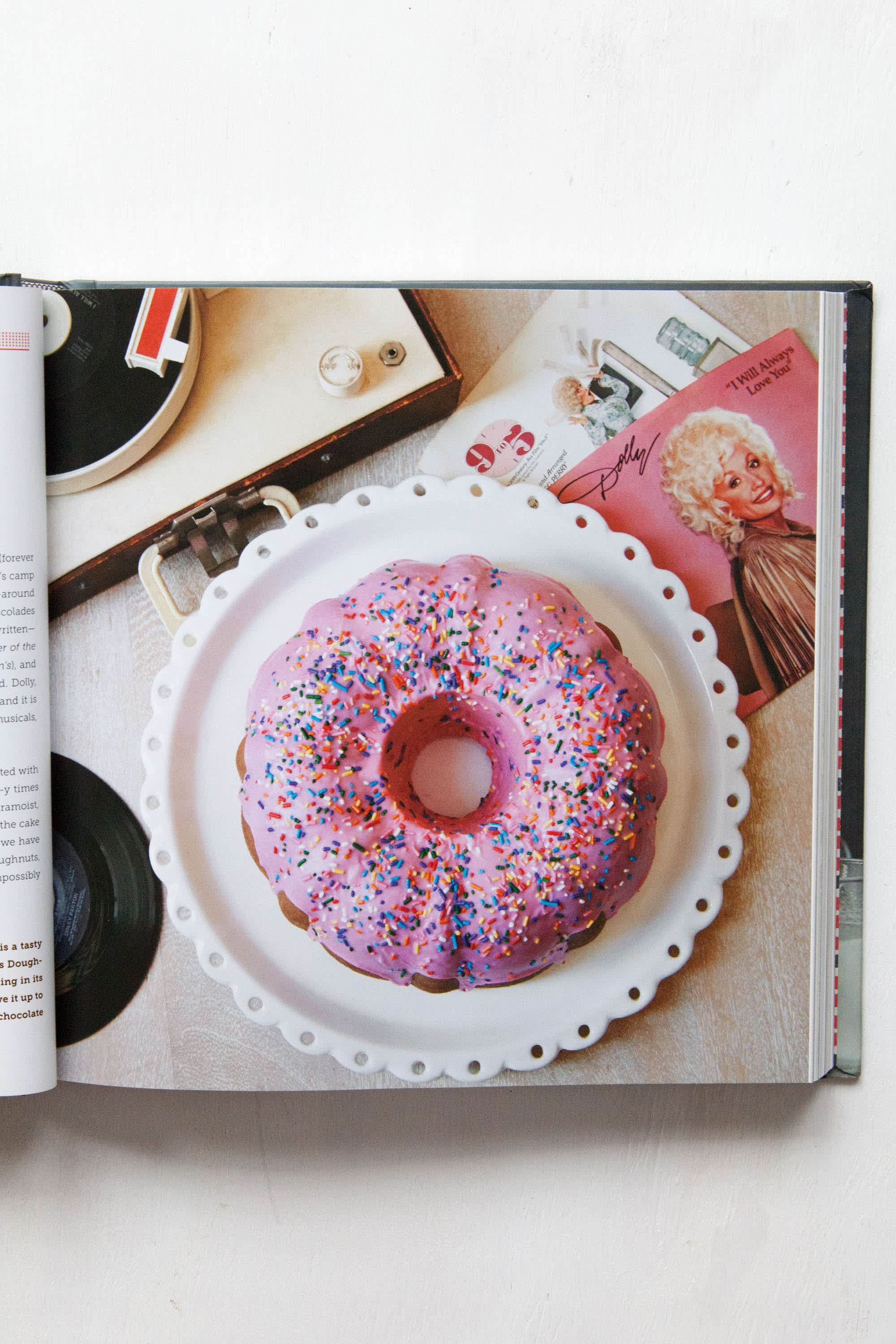 From Christmas Cookies to Dolly Parton’s Birthday, Baked Occasions Has You Covered The Kitchn