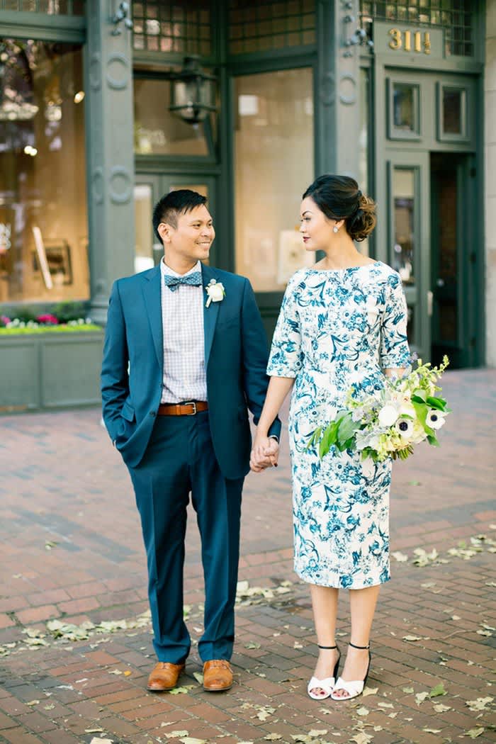 men's beige dress shirt Positano Button-Down — blend for office and laced wedding dresses Emilia is giving 13 Style:Corset