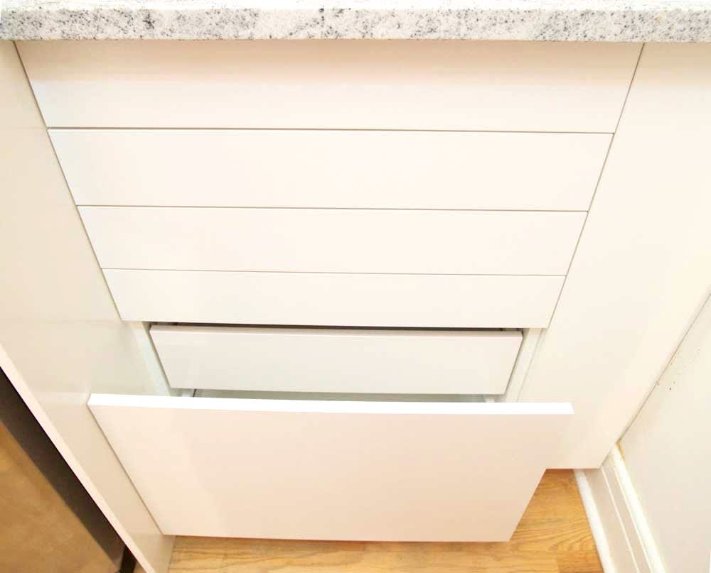 Ikea S Akurum Vs Sektion Cabinets What S The Difference Kitchn