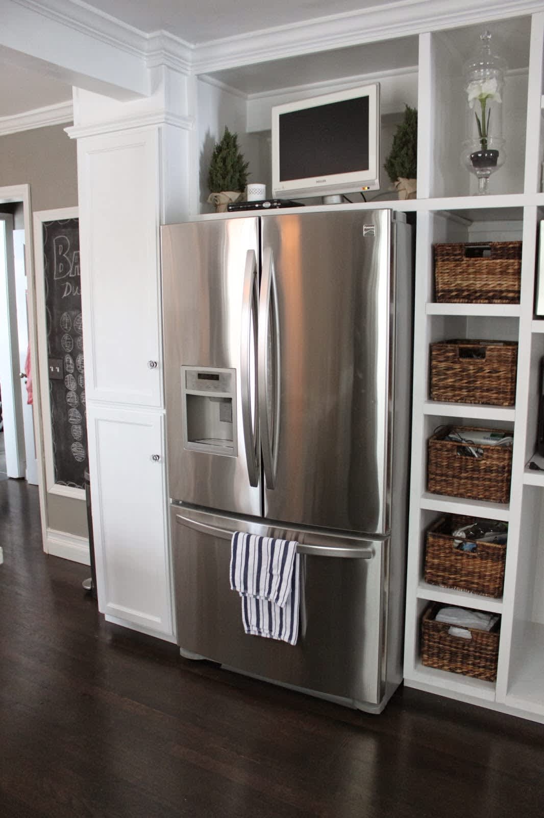 Ways To Use The Most Obvious Wasted Space In Your Kitchen Kitchn