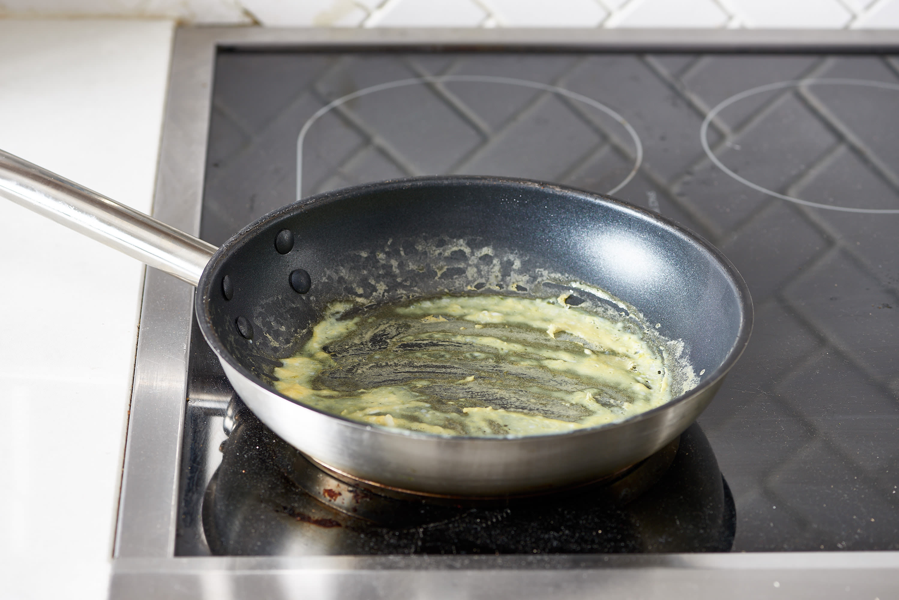 Clean Extra Messy Pots and Pans - Rusty Cast Iron, Burnt Enamel