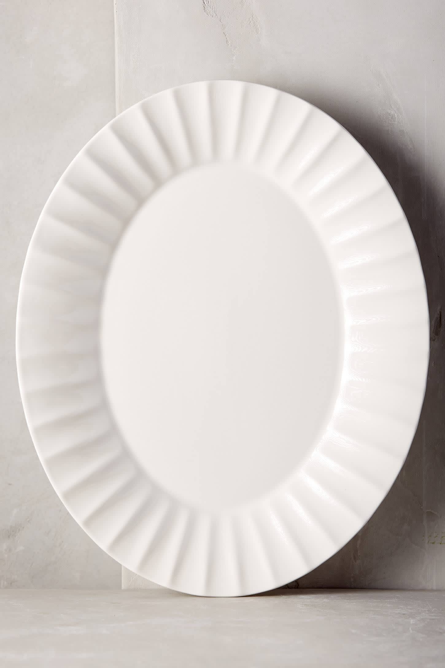 Must-Have Wedding Registry Items - Pretty Plates