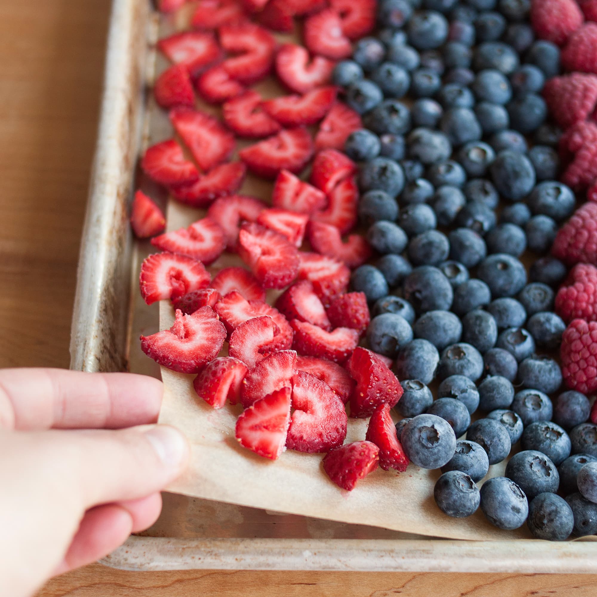 best way to freeze fruit