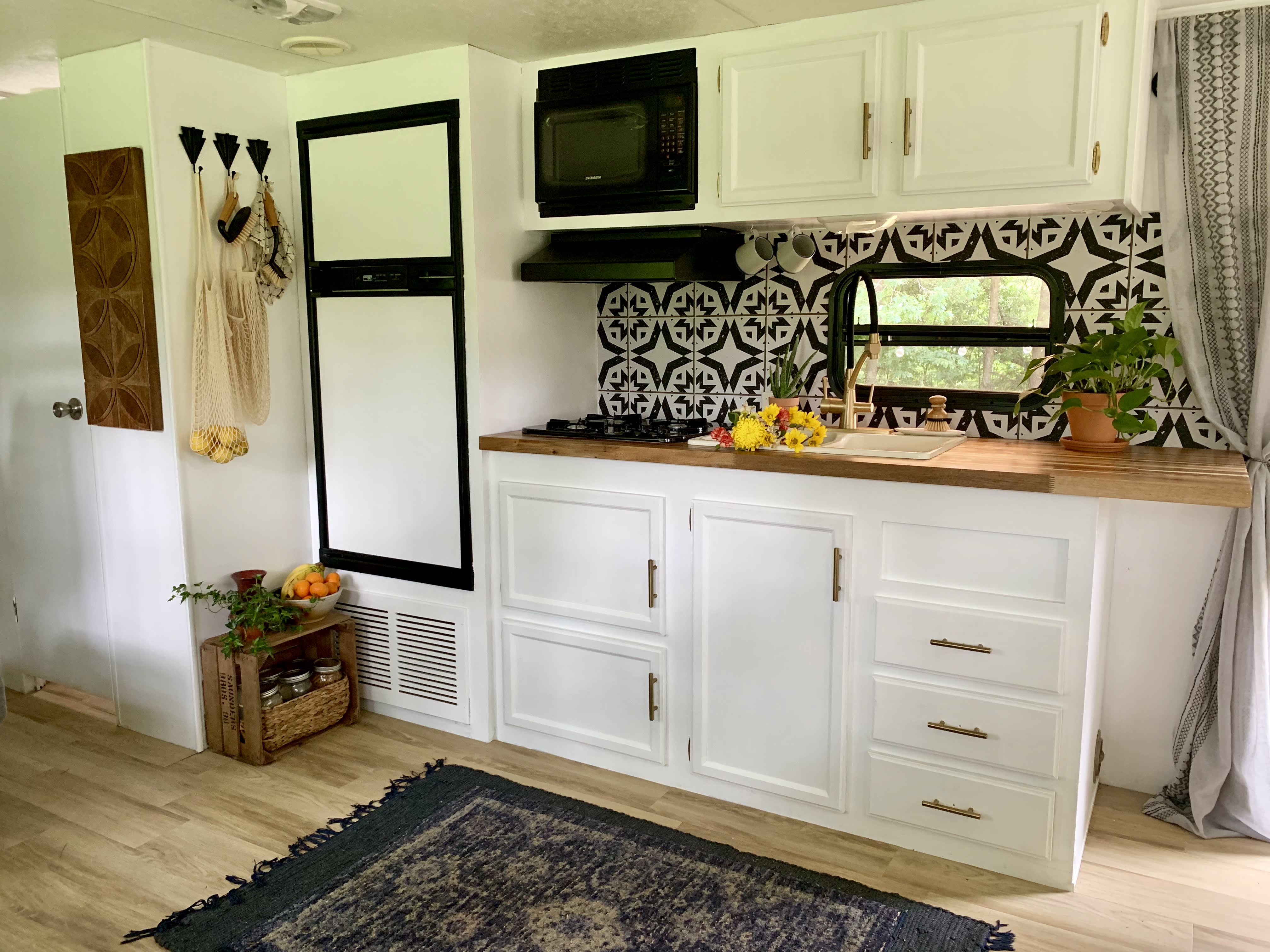 Efficient Home Organization Ideas Learned From Tiny Homes