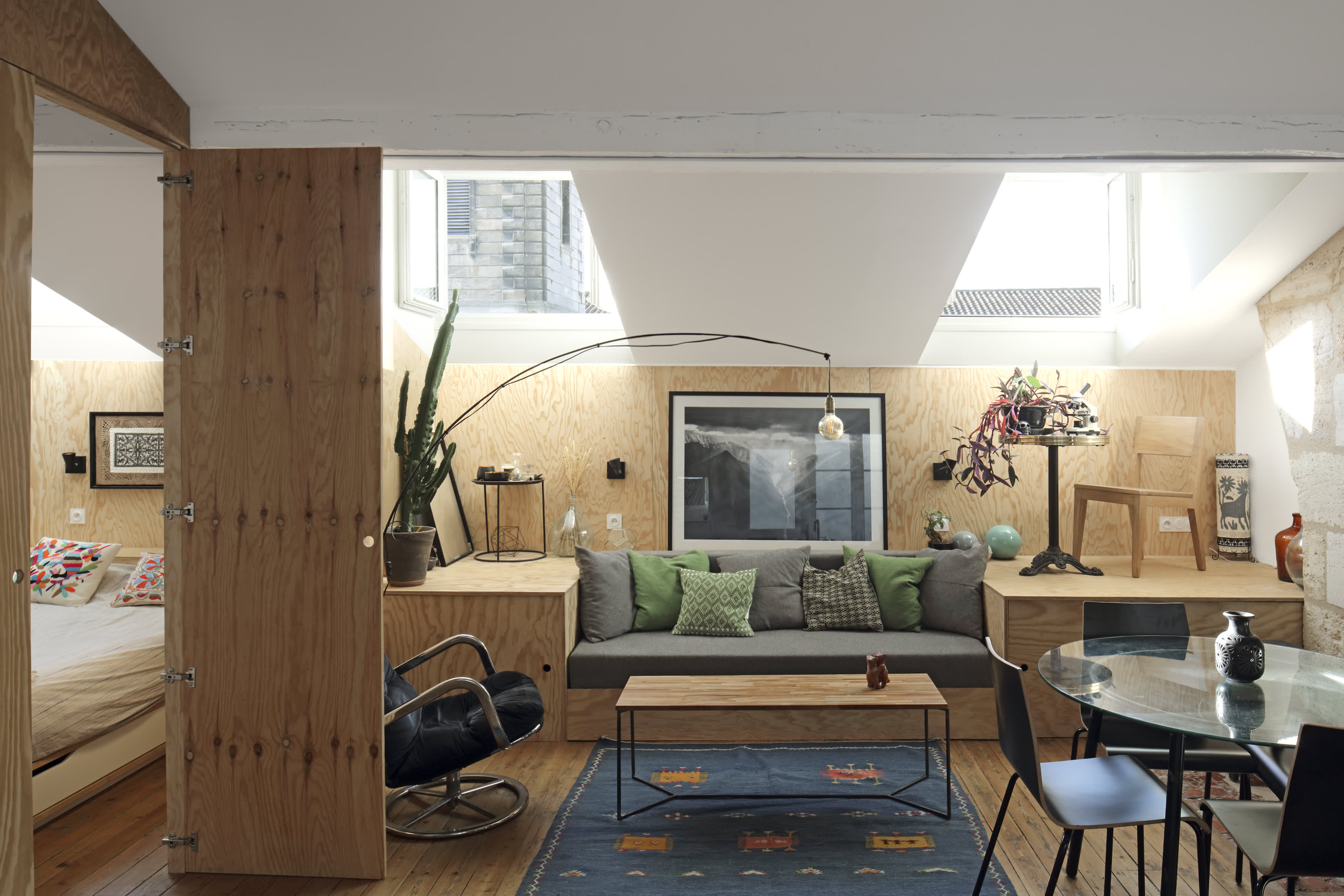 This 527 Square Foot Pine Flat in France Is What Modern Wine Country Dreams Are Made Of