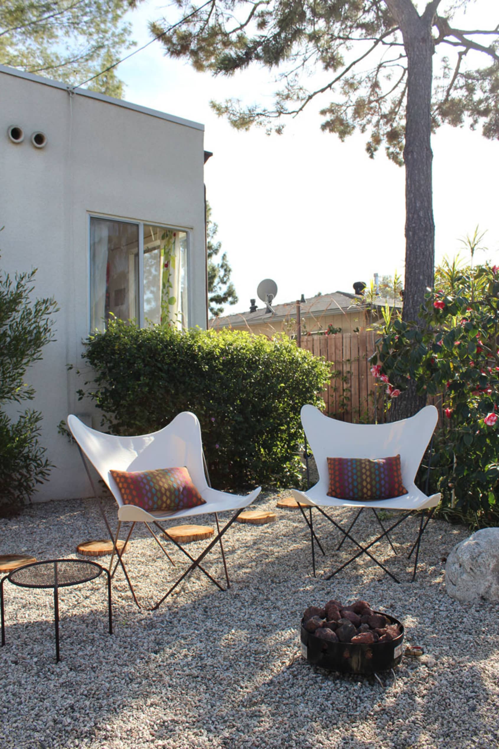 garden chairs south africa on Here Are The Best Fire Pit Ideas For Your Home Apartment Therapy