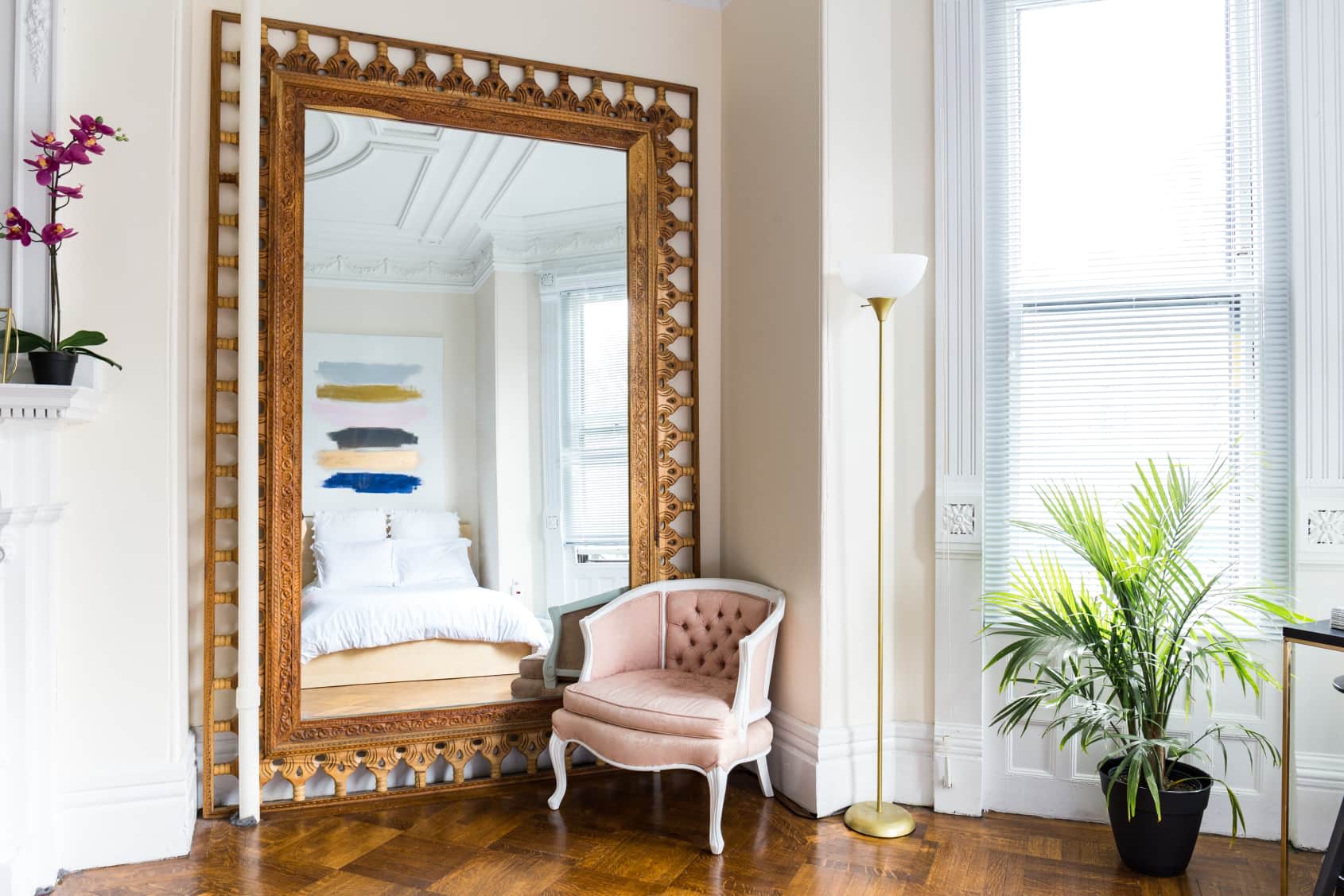 How to Use Mirrors Strategically to Make a Small Space Look Lighter and  Brighter | Apartment Therapy