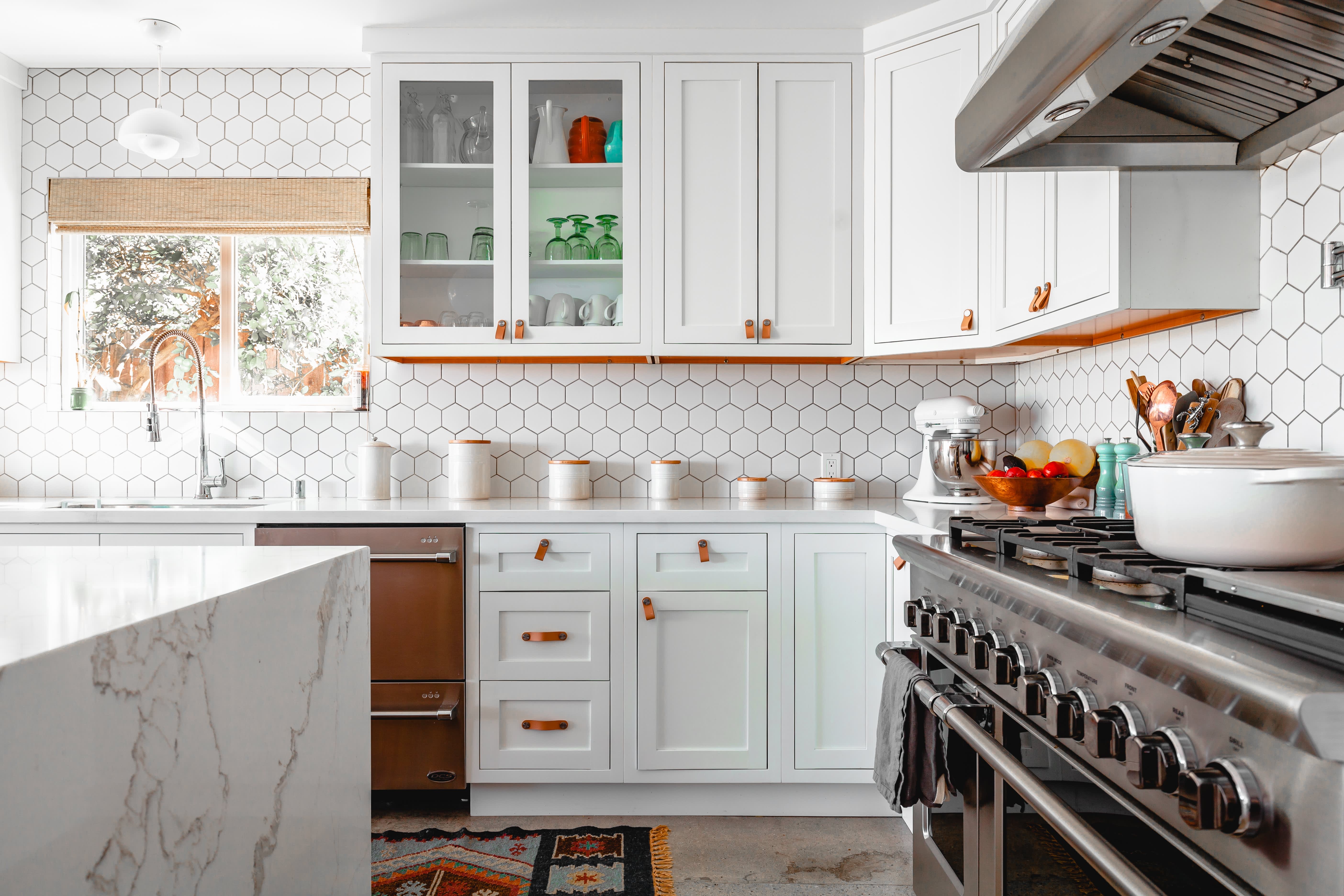35 Styling Ideas for Organized Kitchen Counters