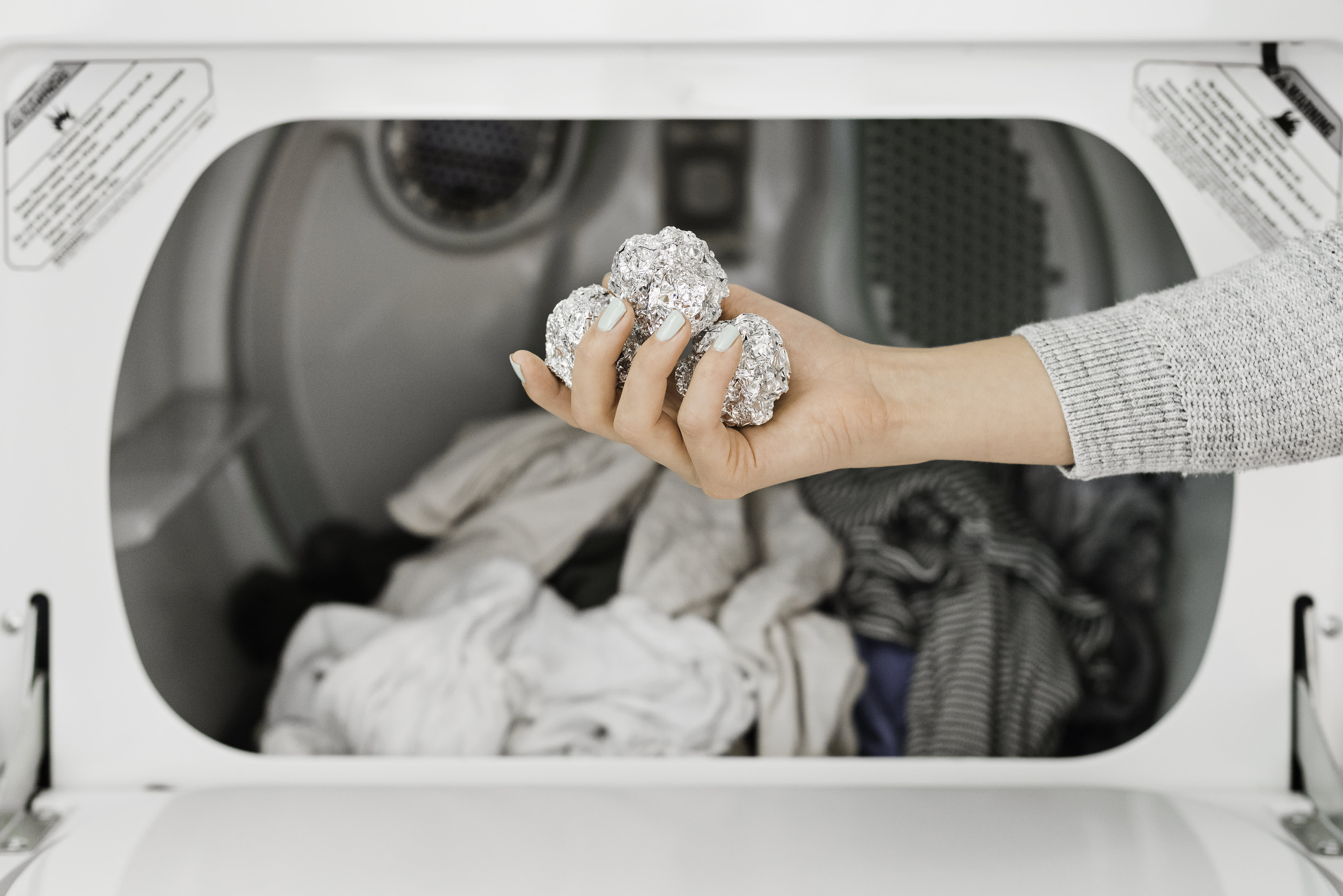 What Really Happens If You Put Aluminum Foil Balls In The Dryer