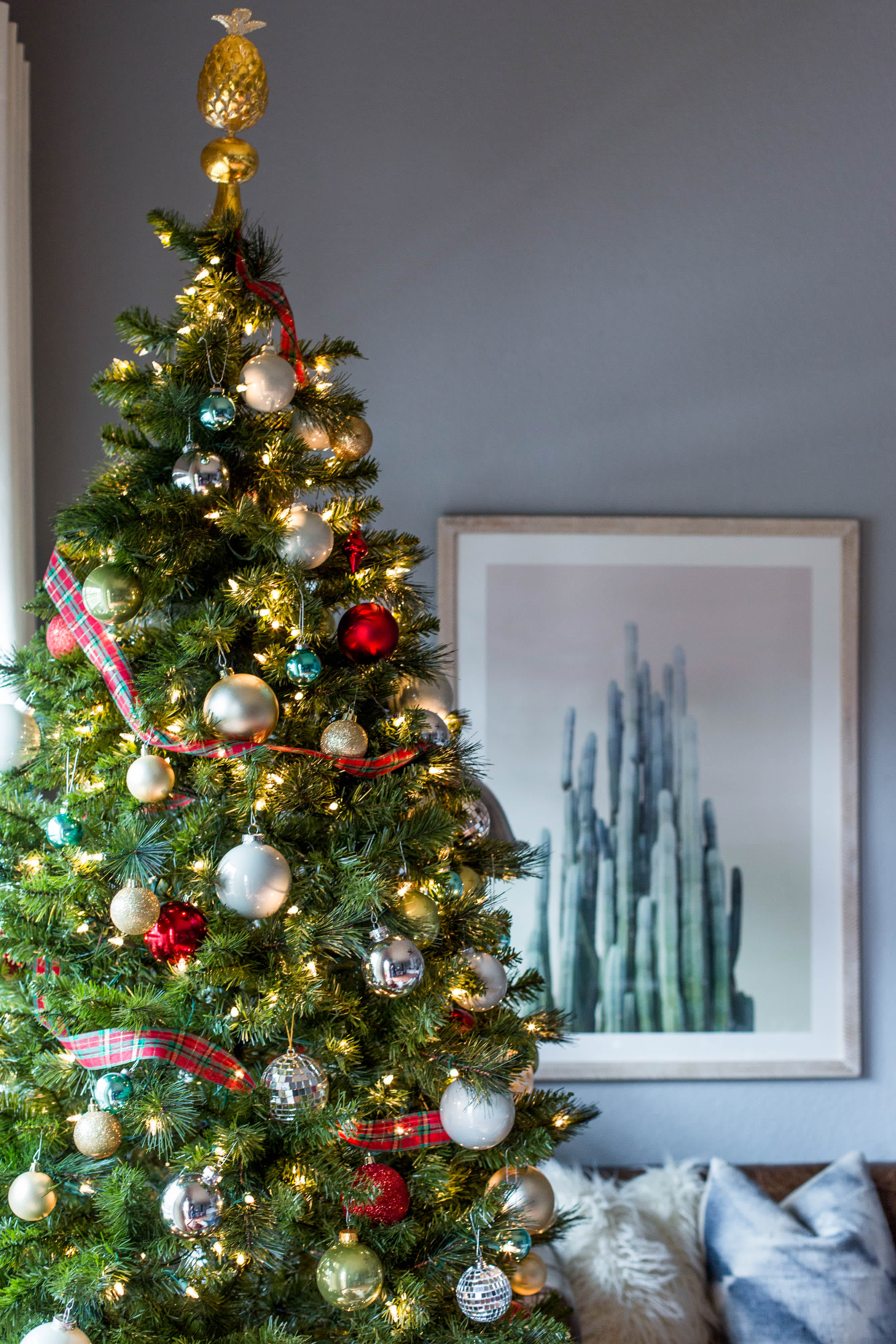 what color is your holiday christmas hanukkah kwanzaa apartment therapy what color is your holiday christmas hanukkah kwanzaa apartment therapy