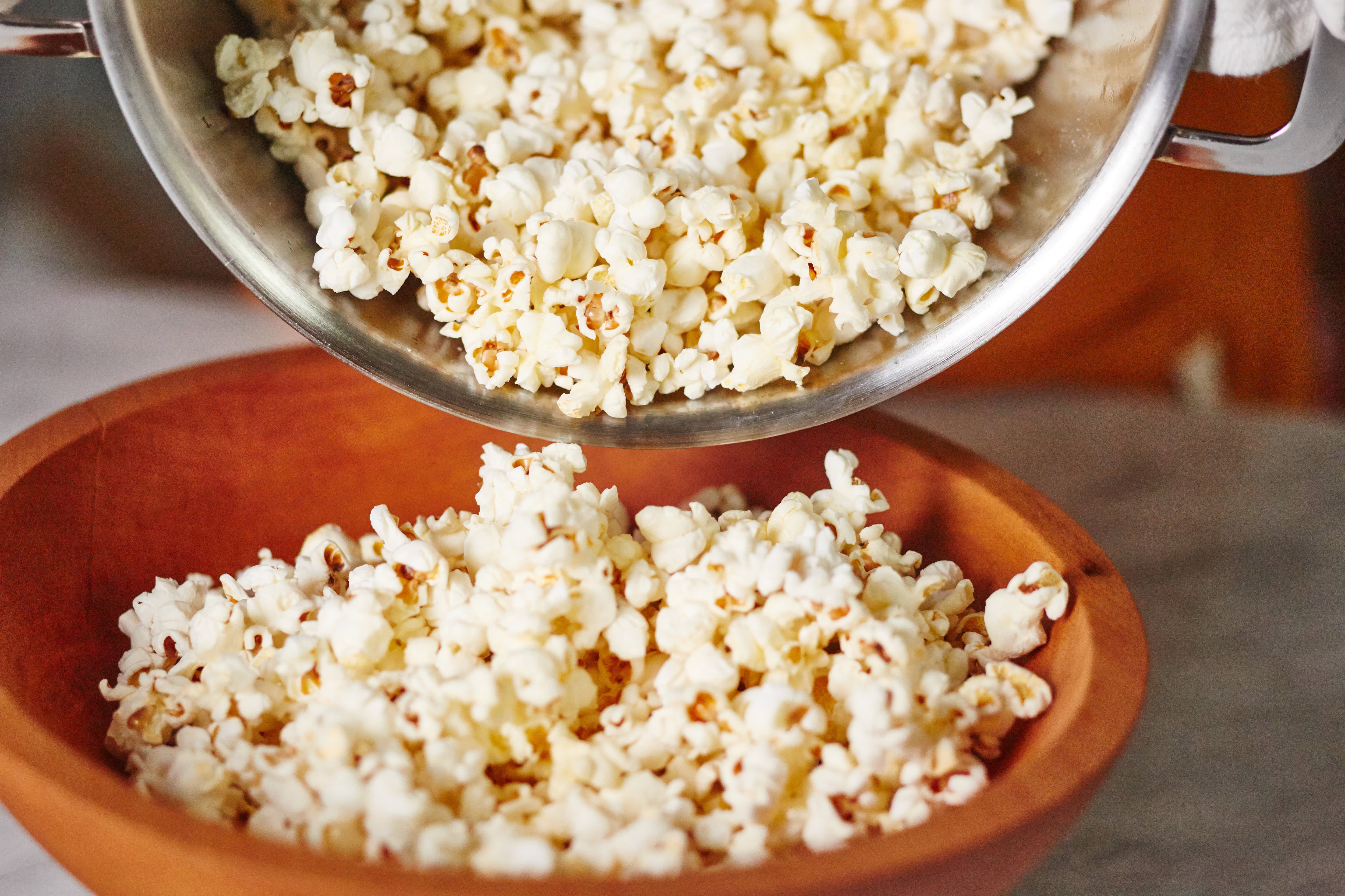 Everybody loves Popcorn Large Bowl + 2 Small Bowl Set + Salt