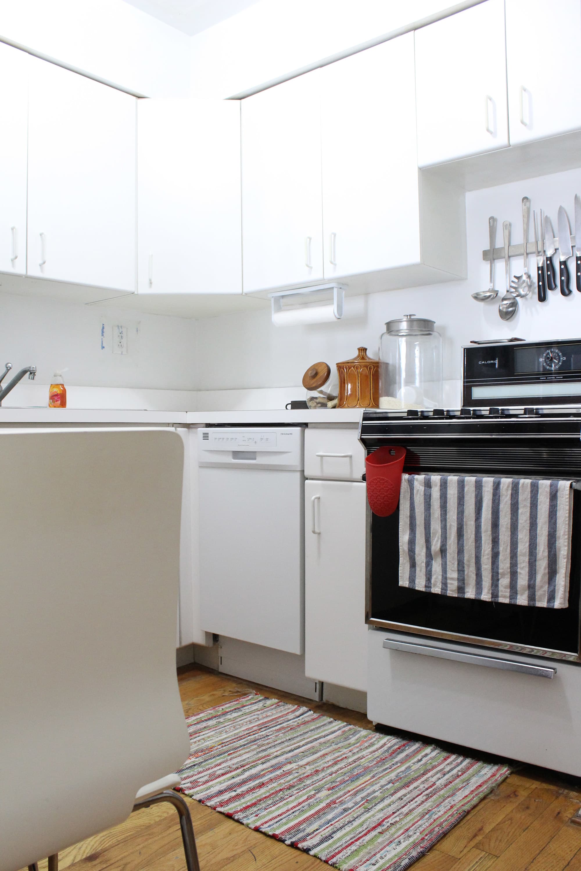 32 Brilliant Hacks to Make A Small Kitchen Look Bigger — Eatwell101