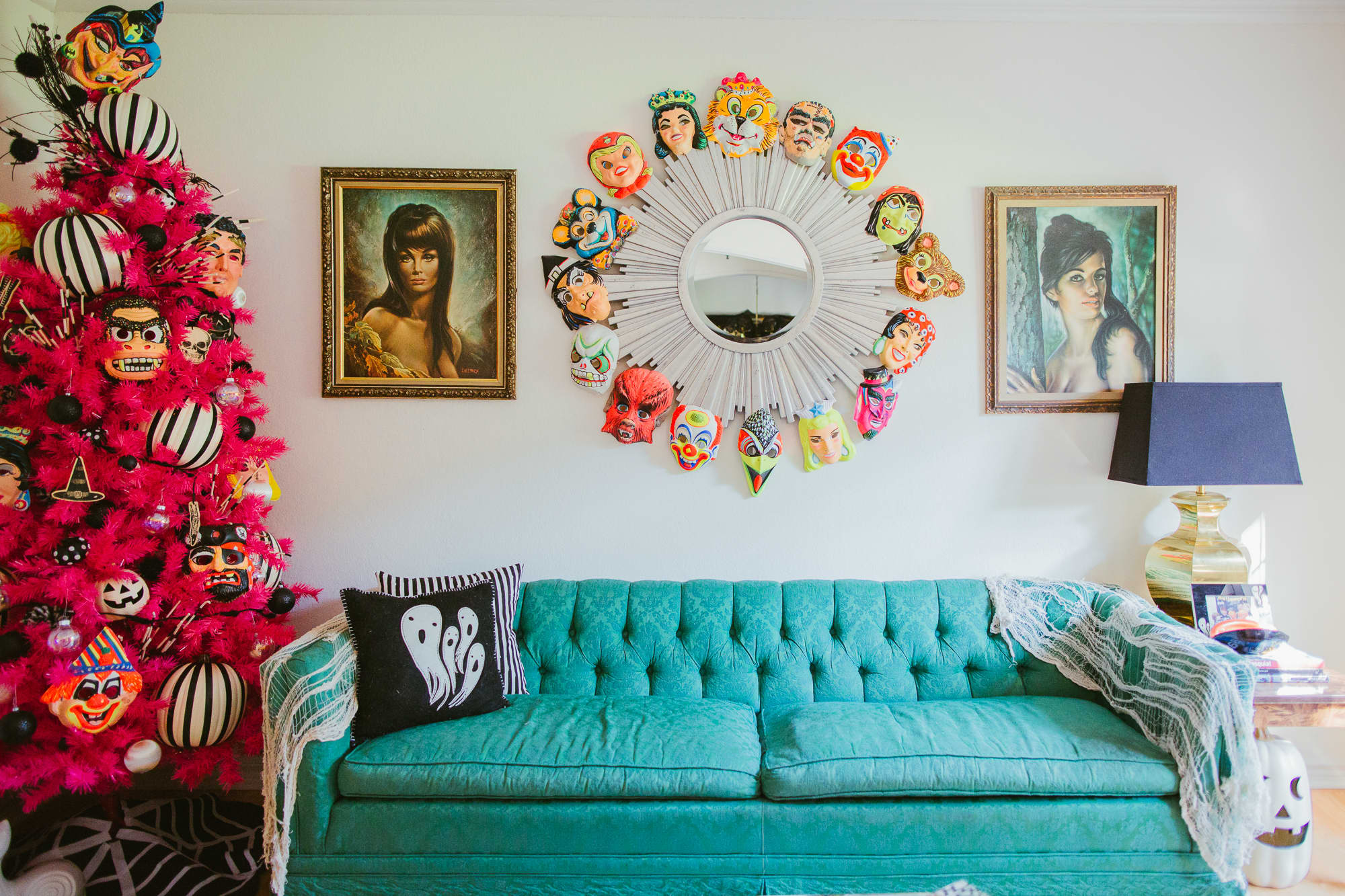 6 Witchy Ways to Make Your Home Fit for a Modern Coven | Apartment ...