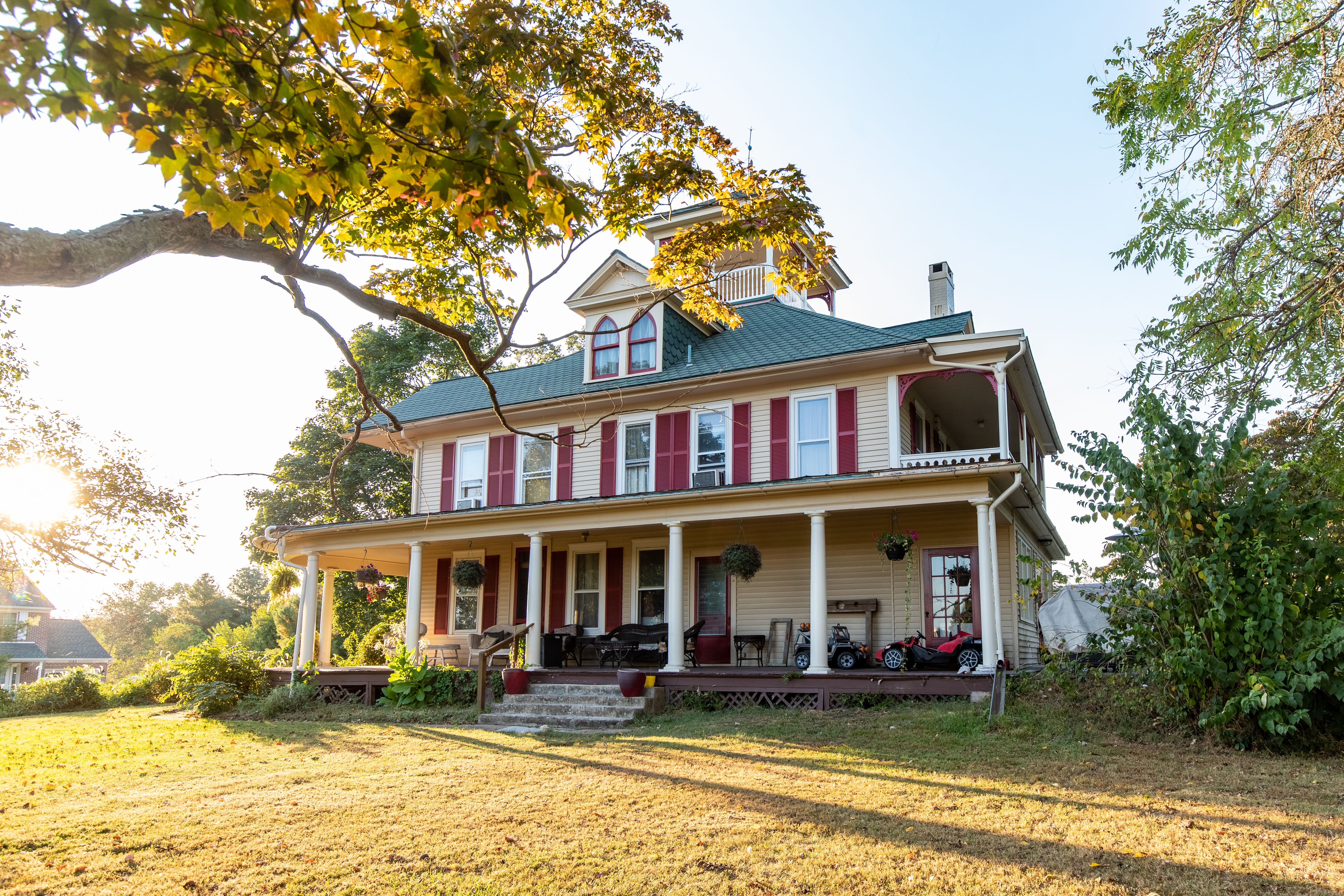 Cheap Halloween Airbnb Rentals  Apartment Therapy