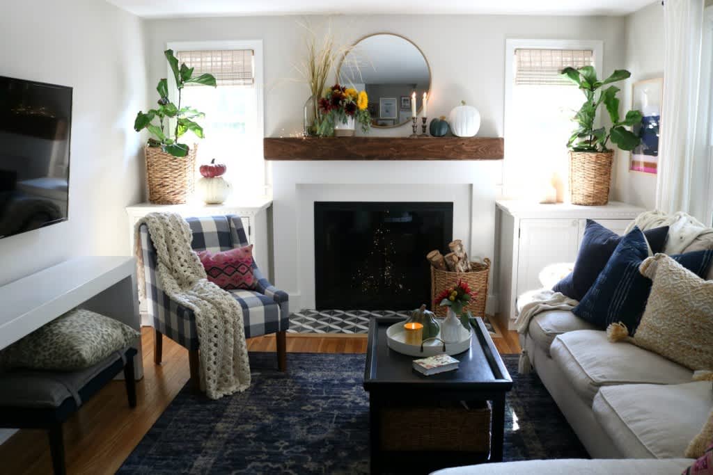 Living Room With Fireplace Decorating Ideas / These Before And After