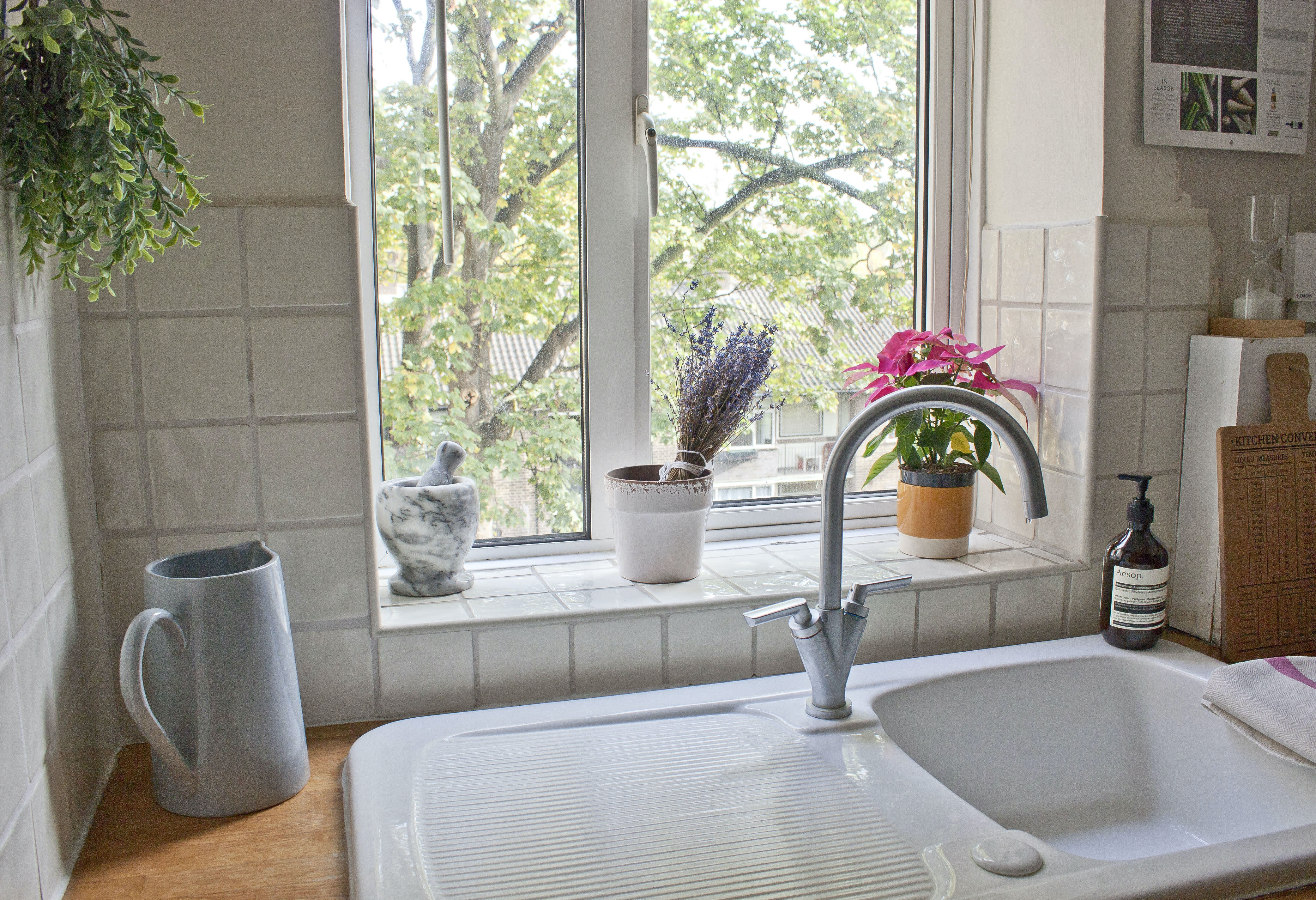 Window sill cleaning options? : r/CleaningTips