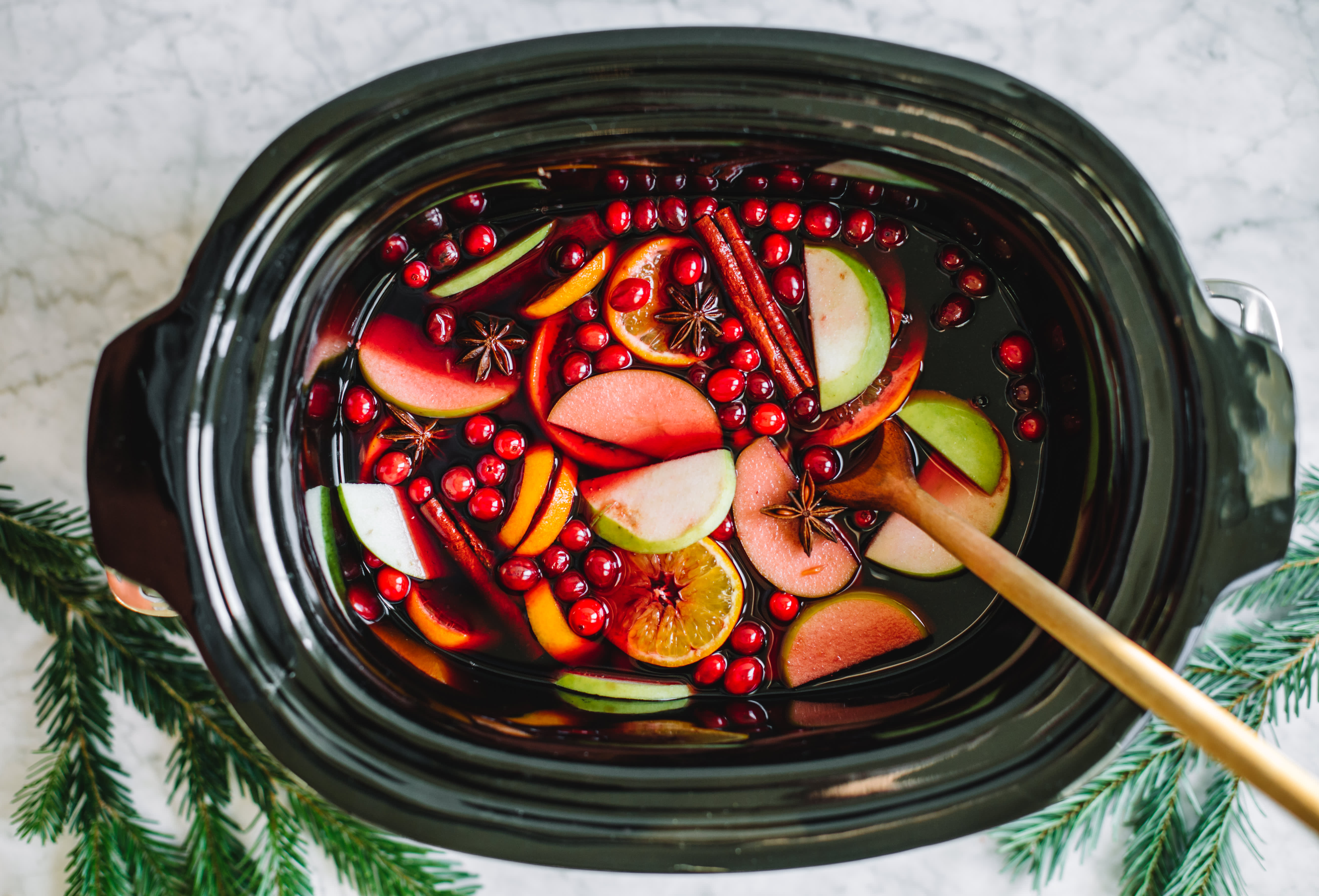 Mulled Pomegranate Warmer Cocktail Recipe