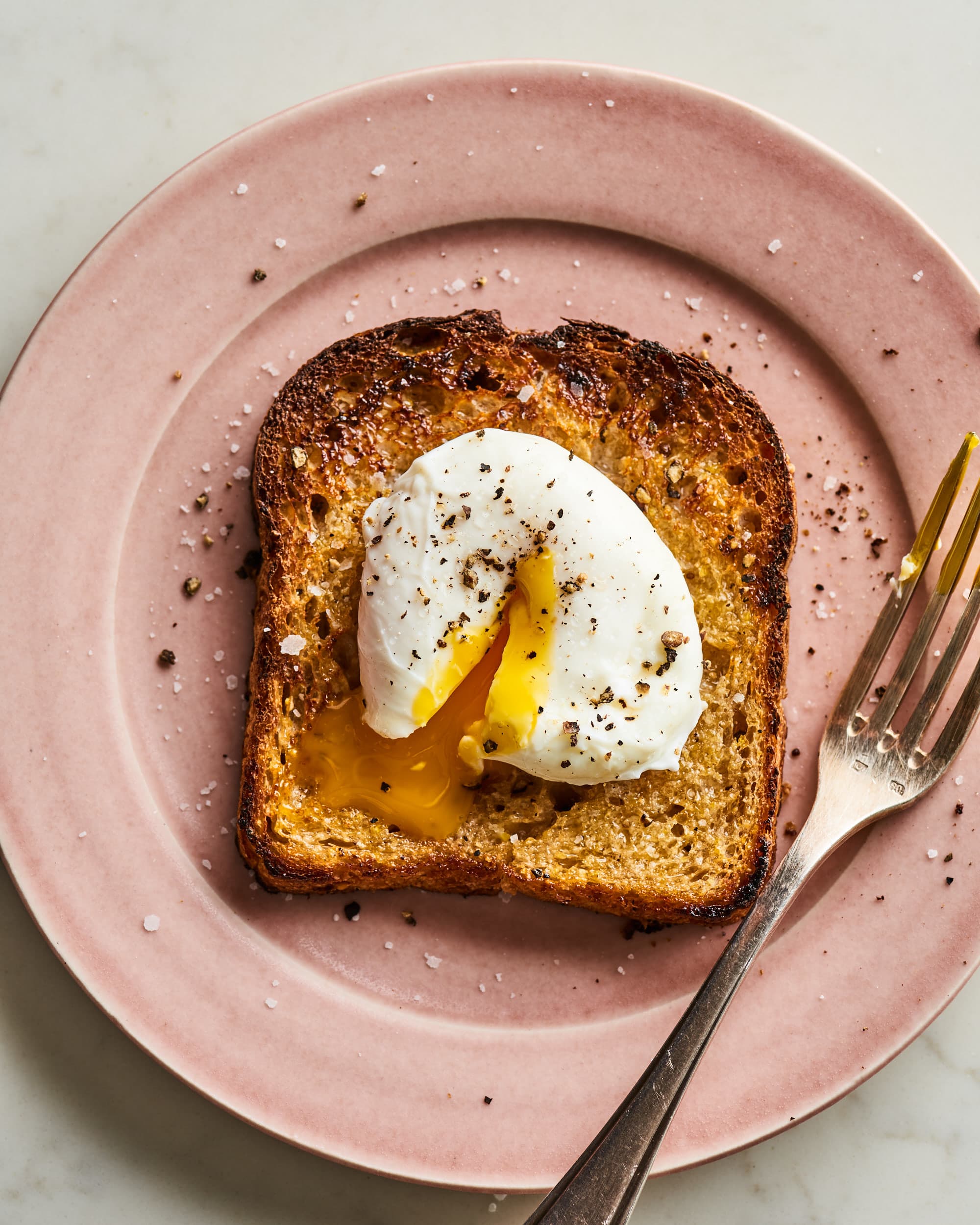 Instant Pot Poached Eggs - Step Away From The Carbs