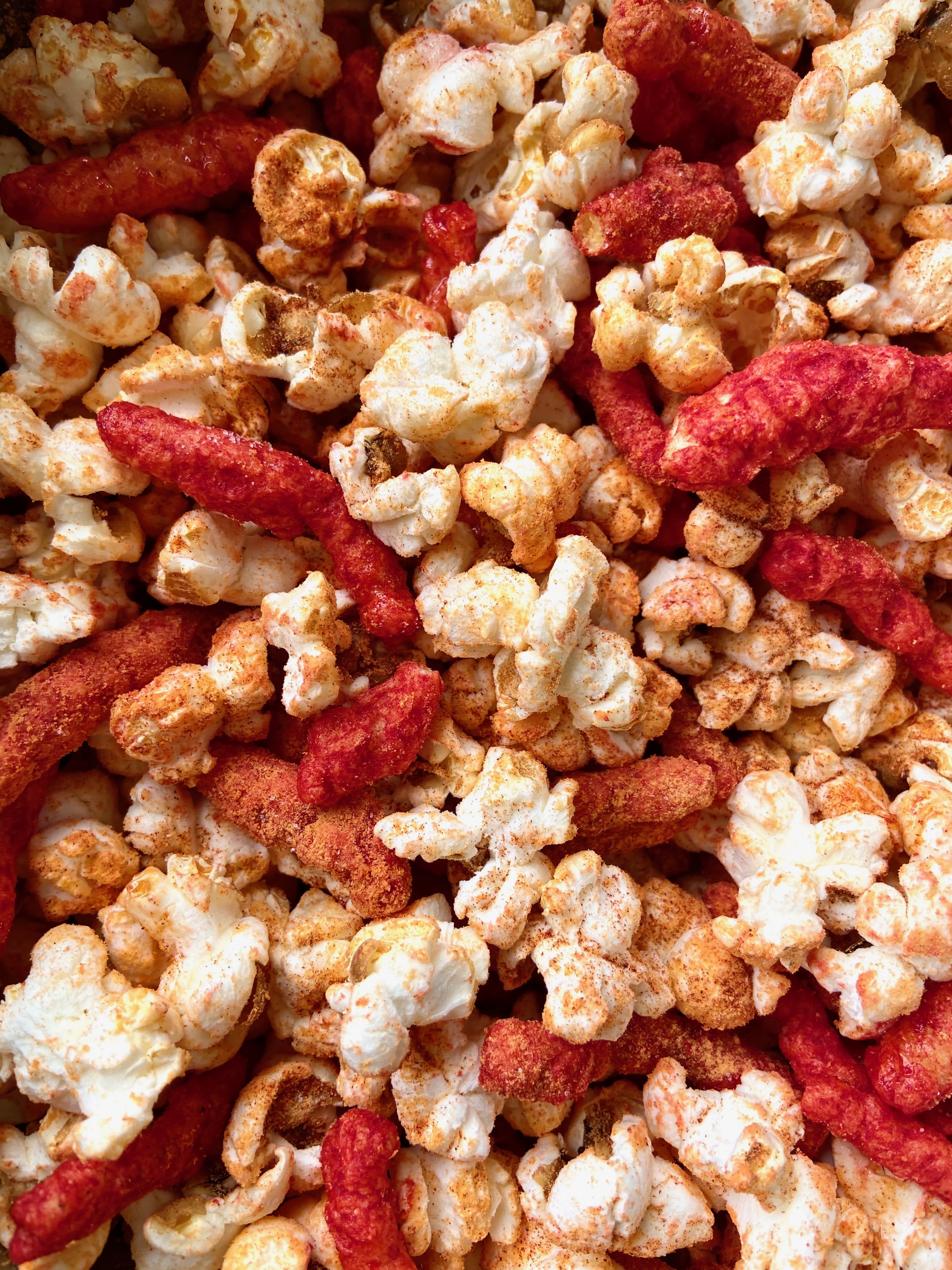 Cheddar Caramel Cheetos Popcorn