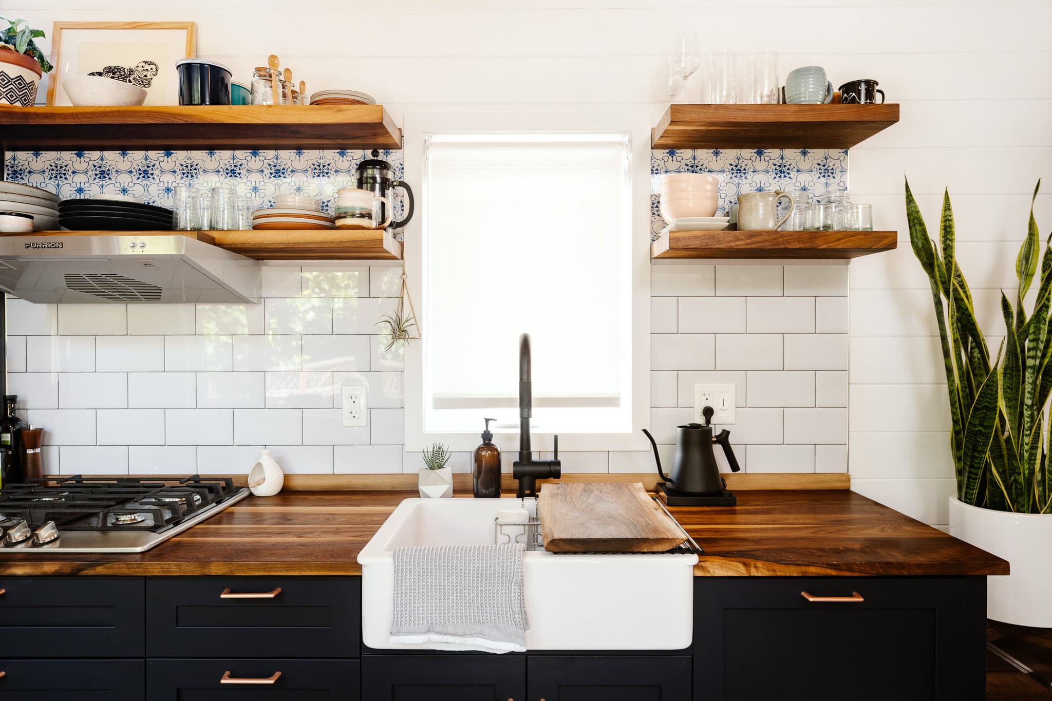 How to Add Extra Counter Space to a Small Kitchen 