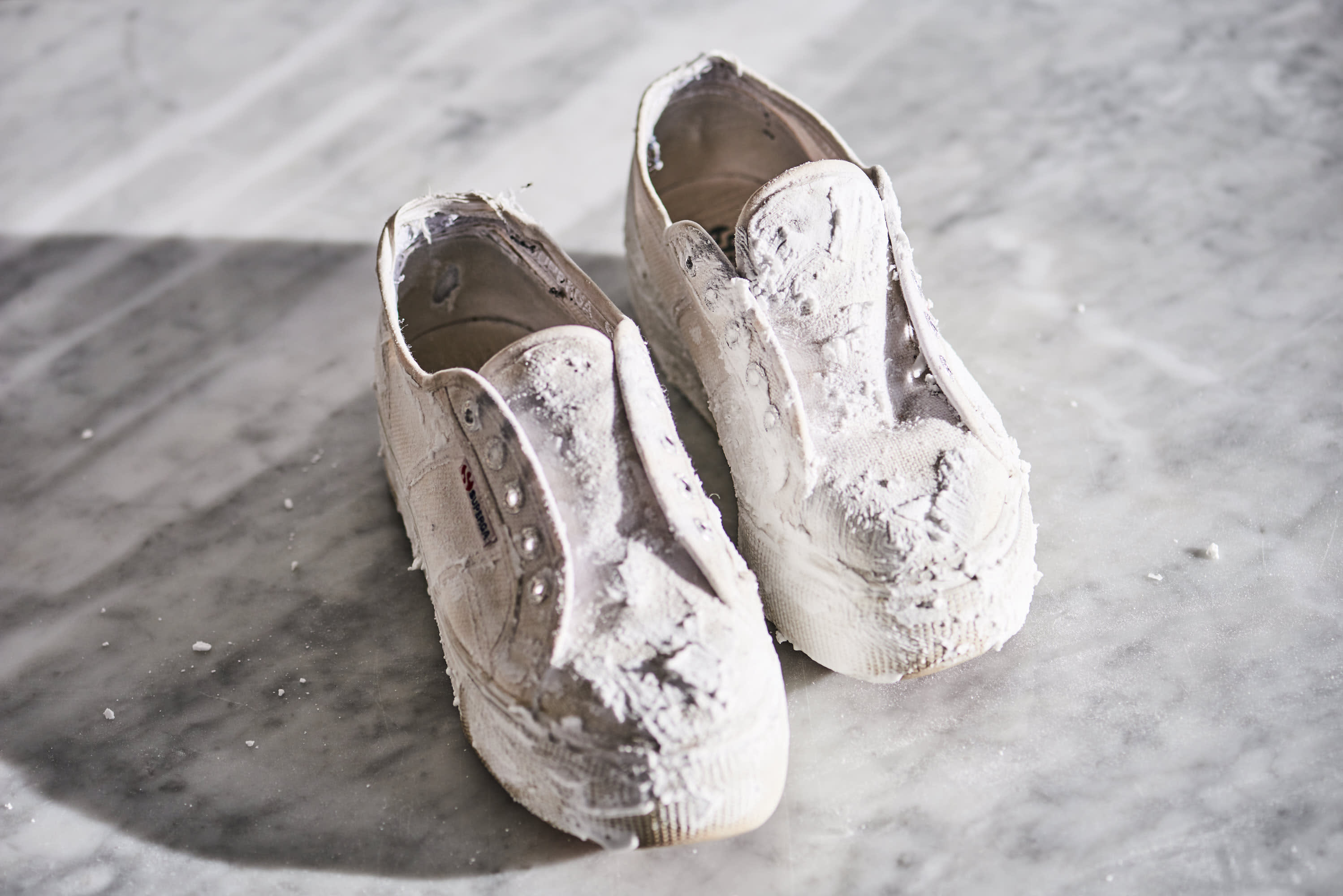 how to clean canvas superga shoes
