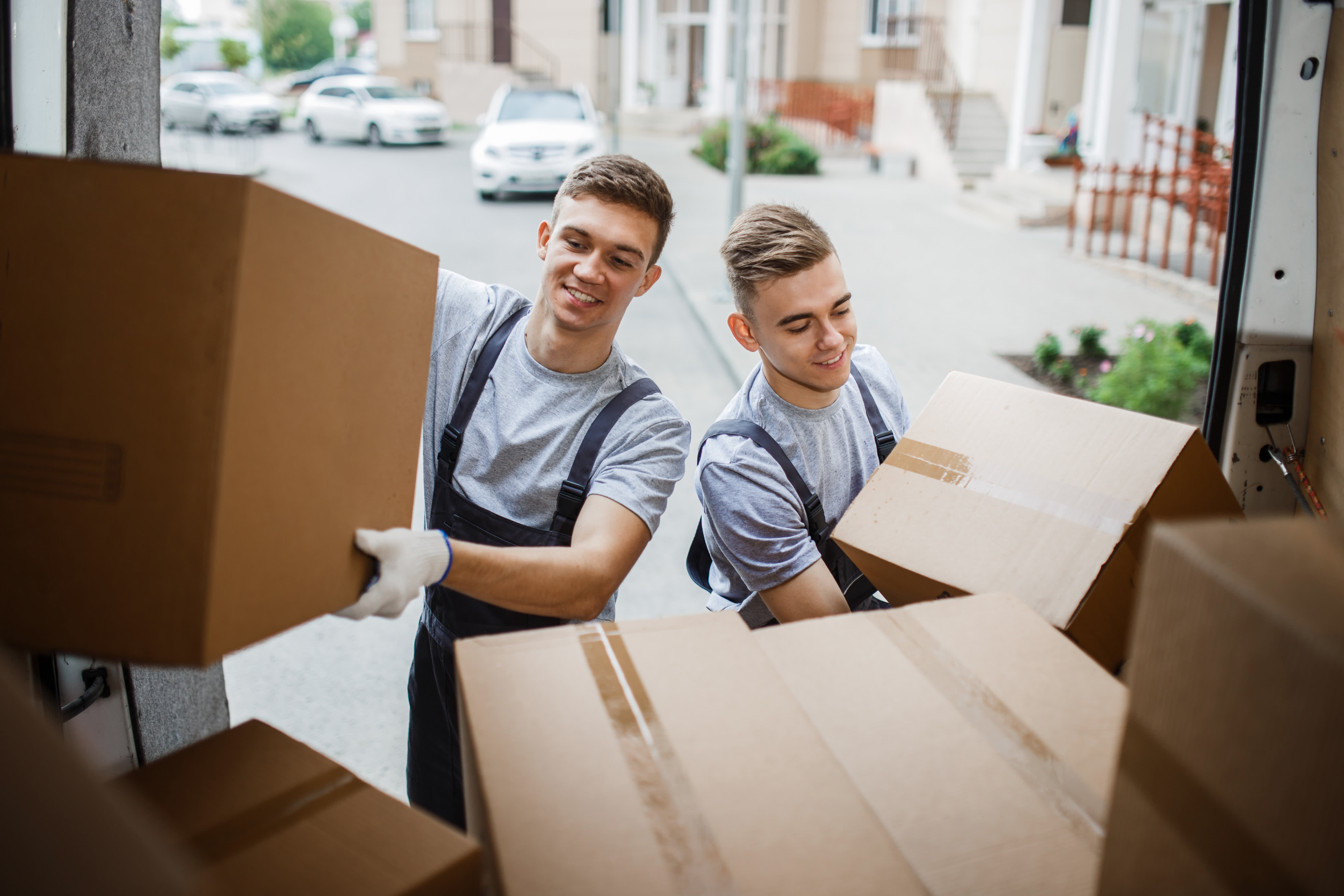 Moving Boxes: The Ultimate Guide - Olympic Moving and Storage