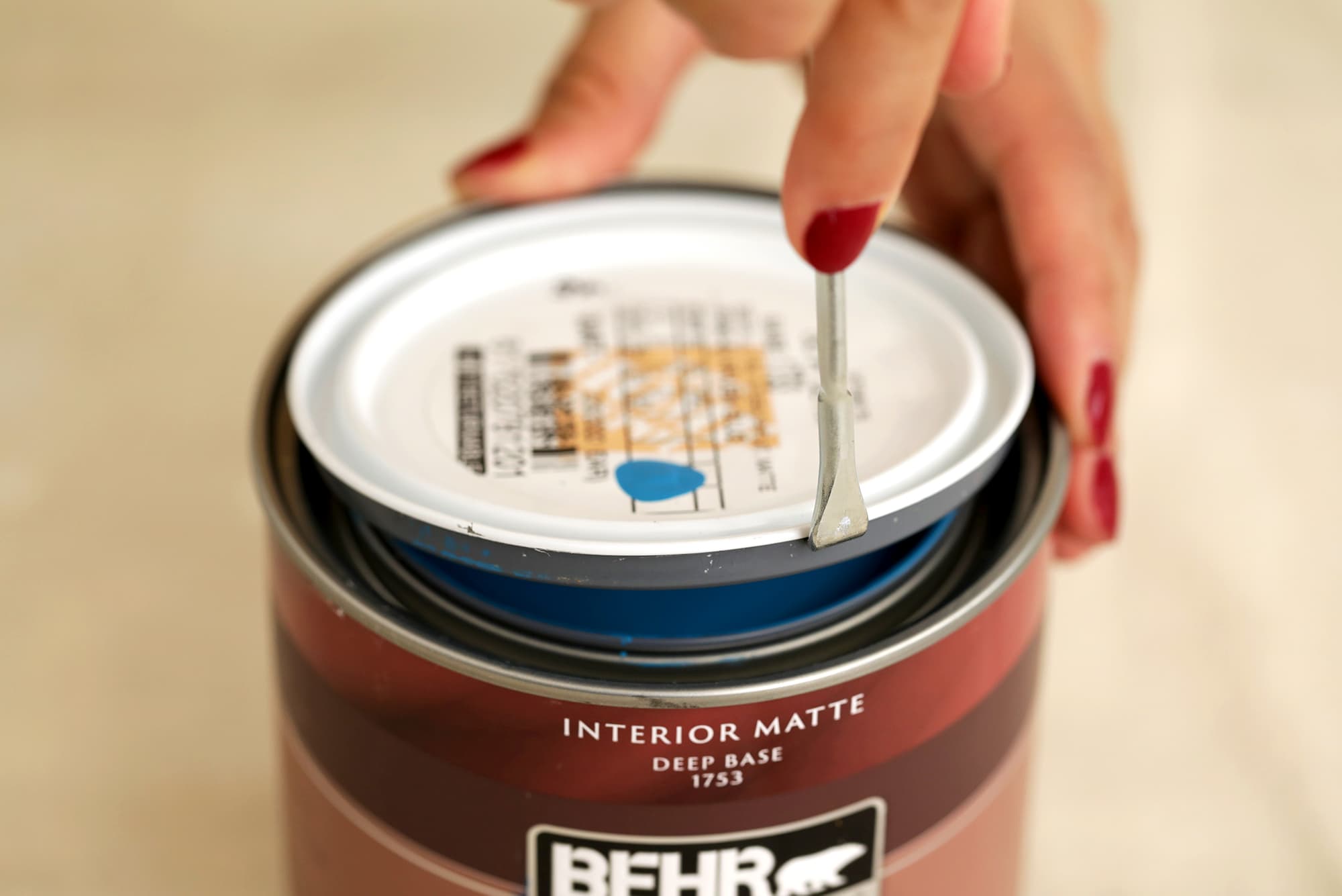 4 Ways to Open a Paint Can Apartment Therapy