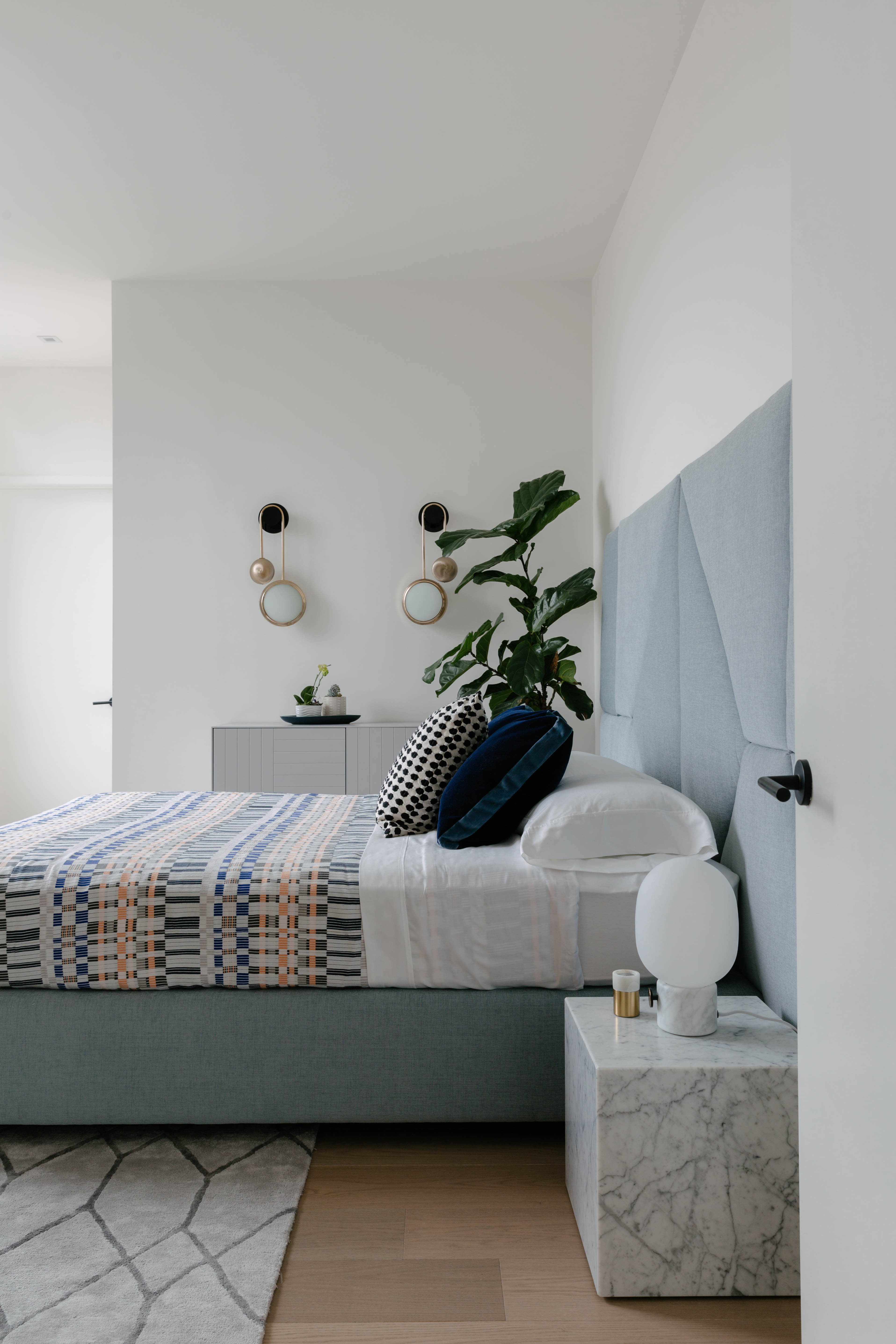 Designers Share The 8 Best Small Bedroom Lighting Solutions Apartment Therapy