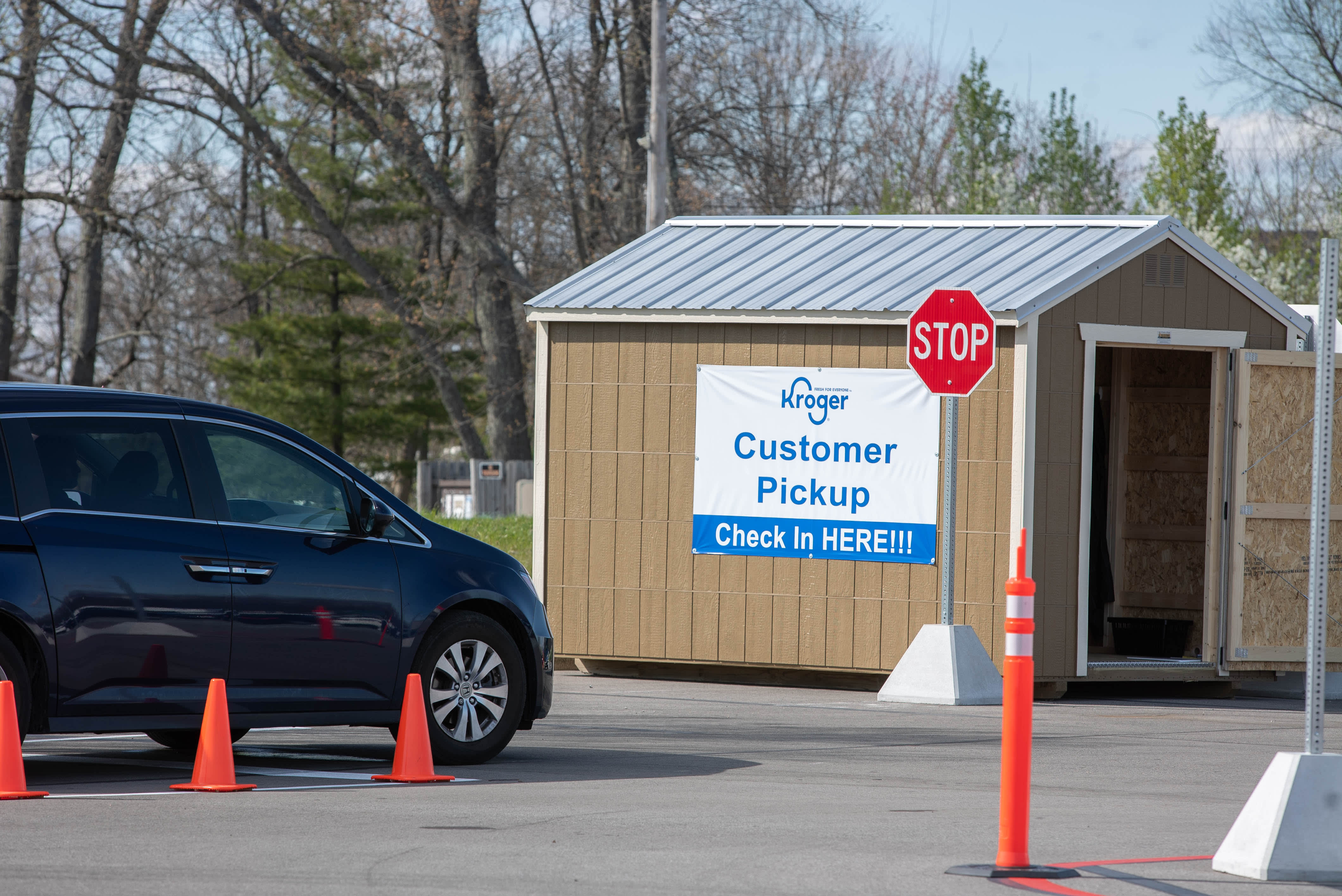 Weis Markets Expands Curbside Pickup and Home Delivery